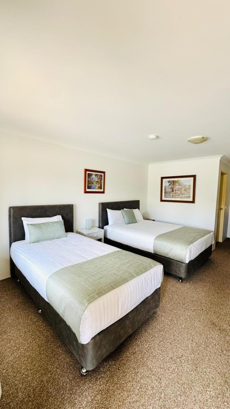 Marulan Motor Inn