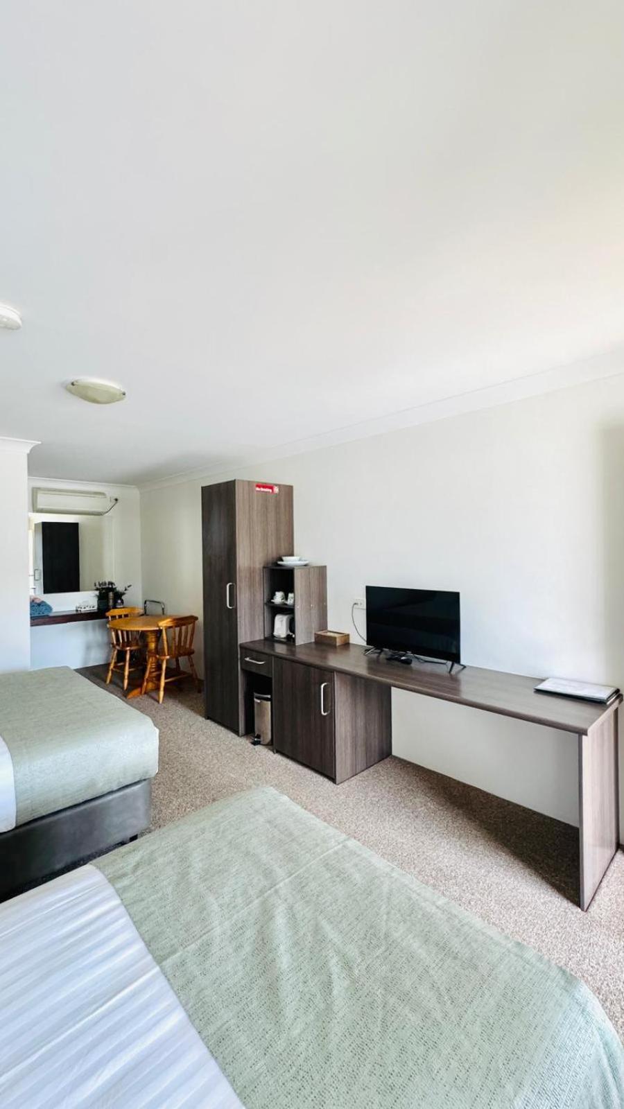 Marulan Motor Inn