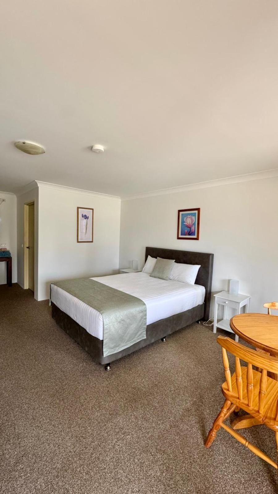 Marulan Motor Inn