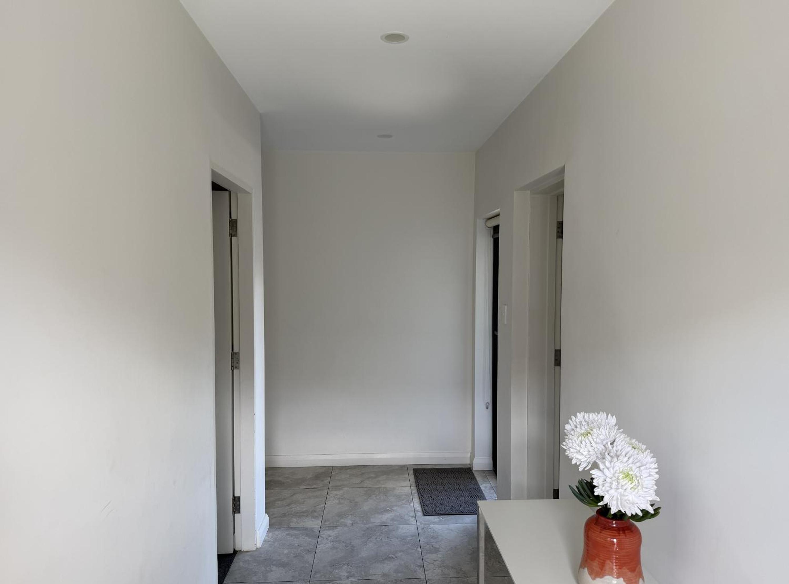 Manly Modern 3 Bedroom Home - Upper Duplex