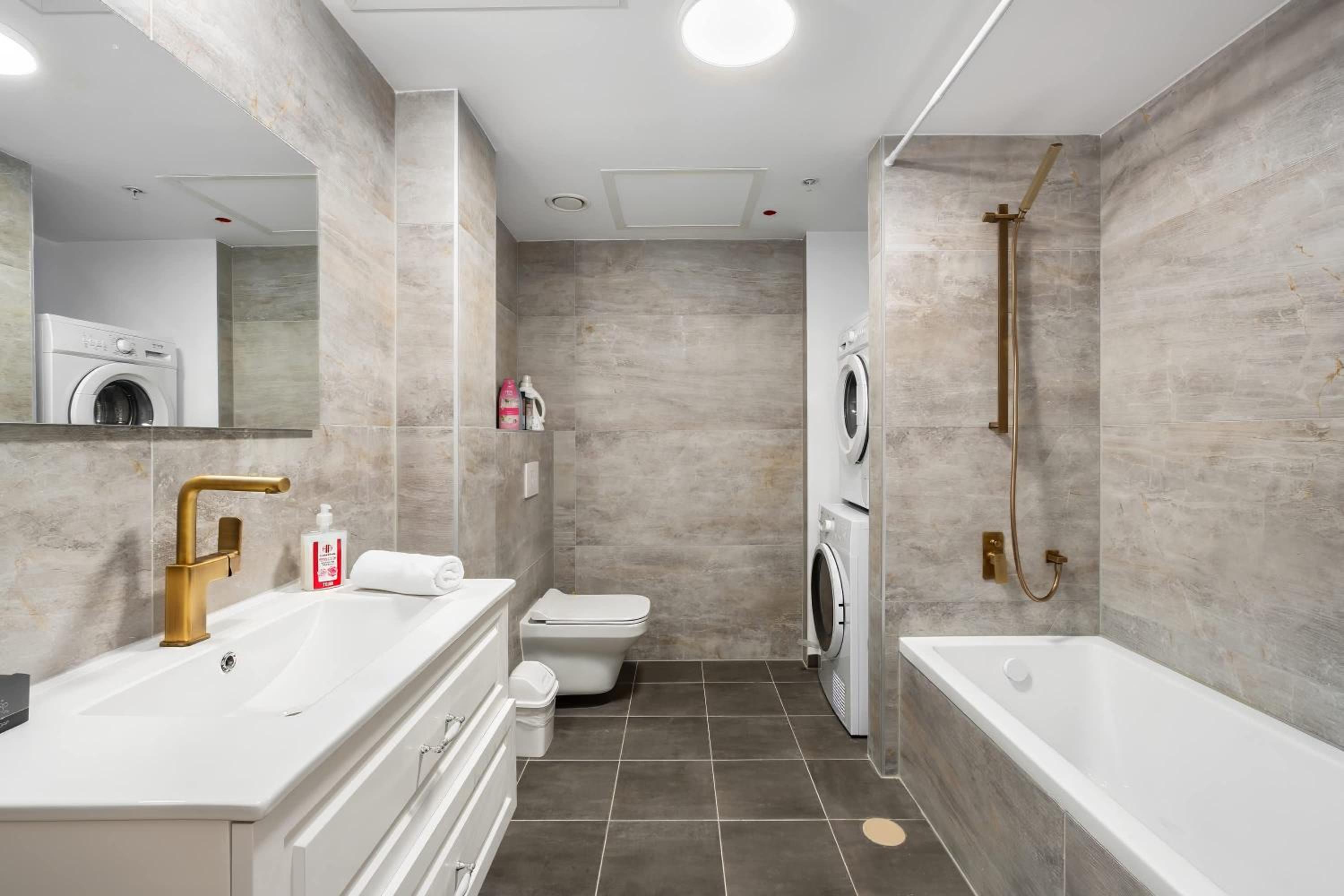 O&O Group-Prestige 4BR Breathtaking Sea Views