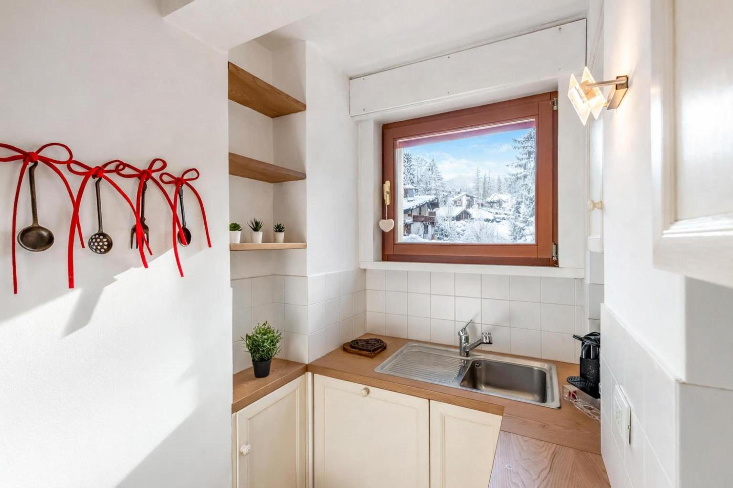 Charming Apartment Close to Cableway - Happy Rentals