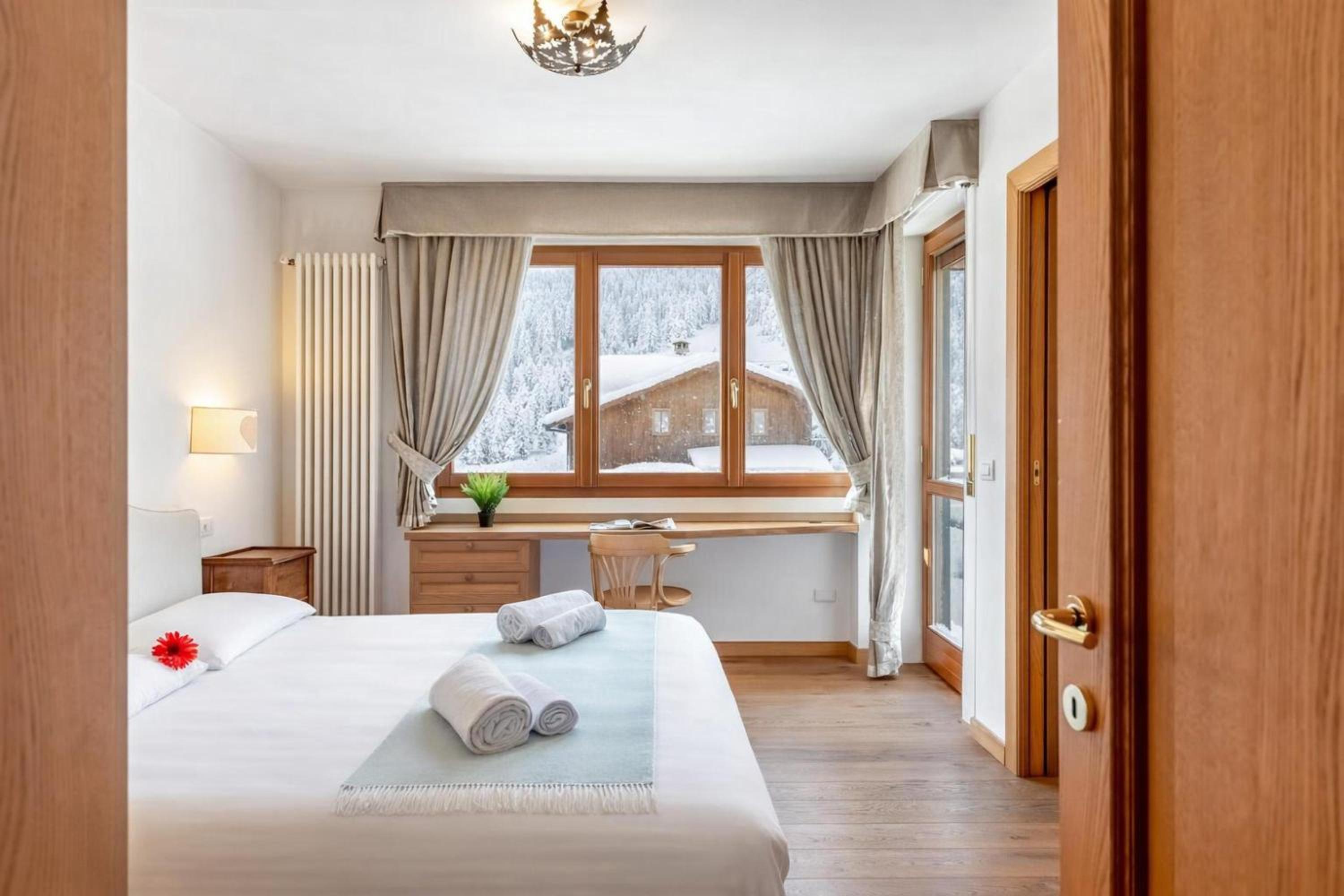 Charming Apartment Close to Cableway - Happy Rentals