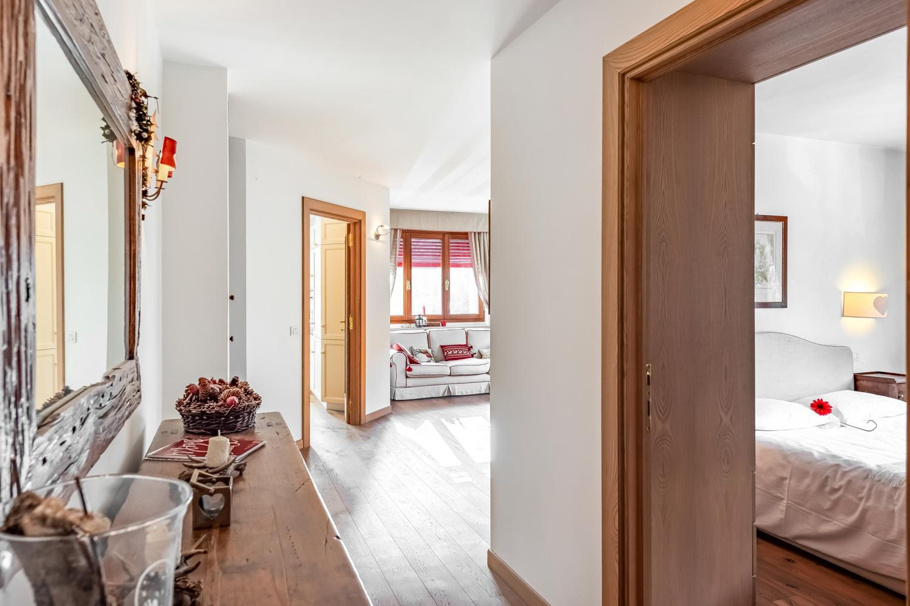 Charming Apartment Close to Cableway - Happy Rentals