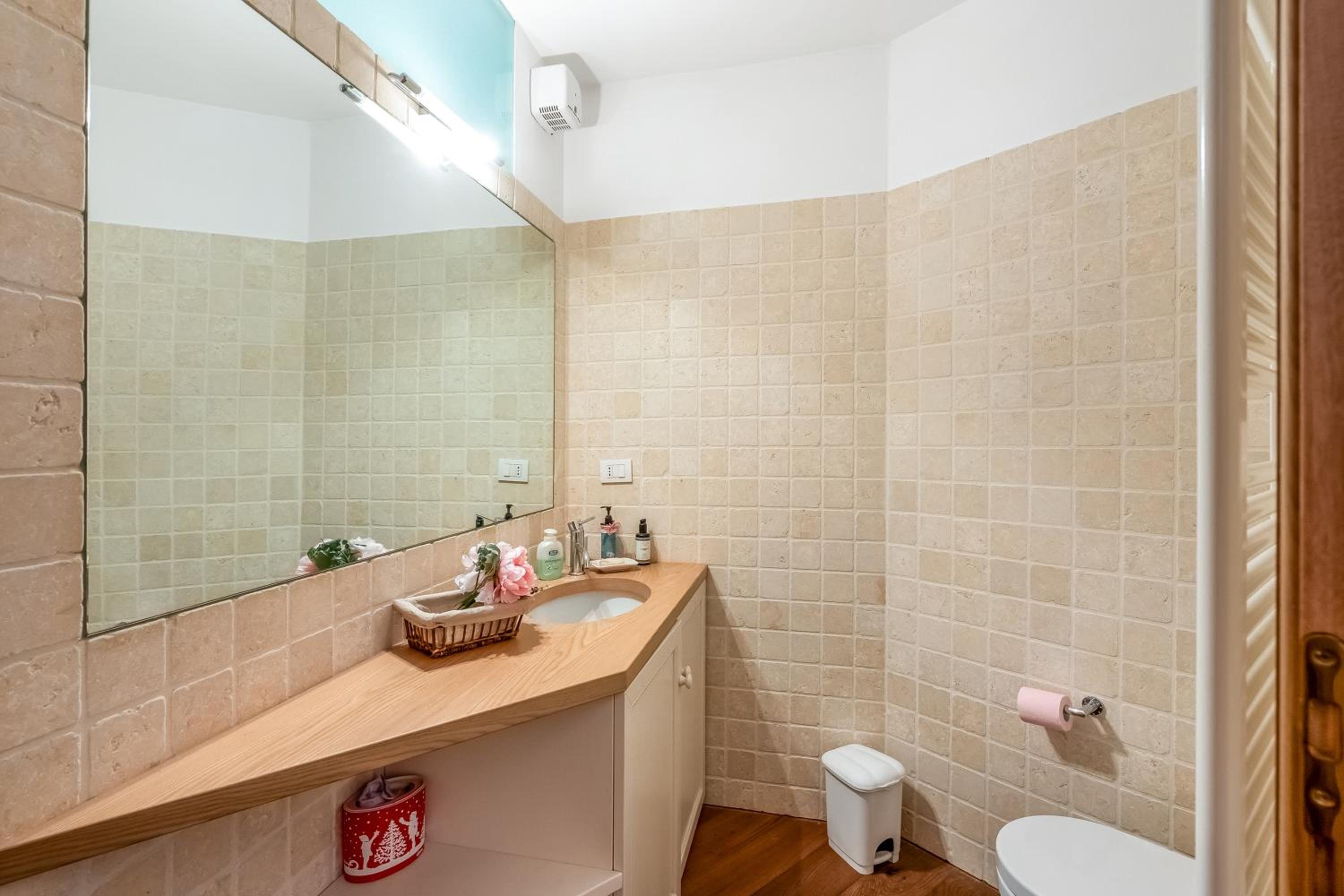 Charming Apartment Close to Cableway - Happy Rentals