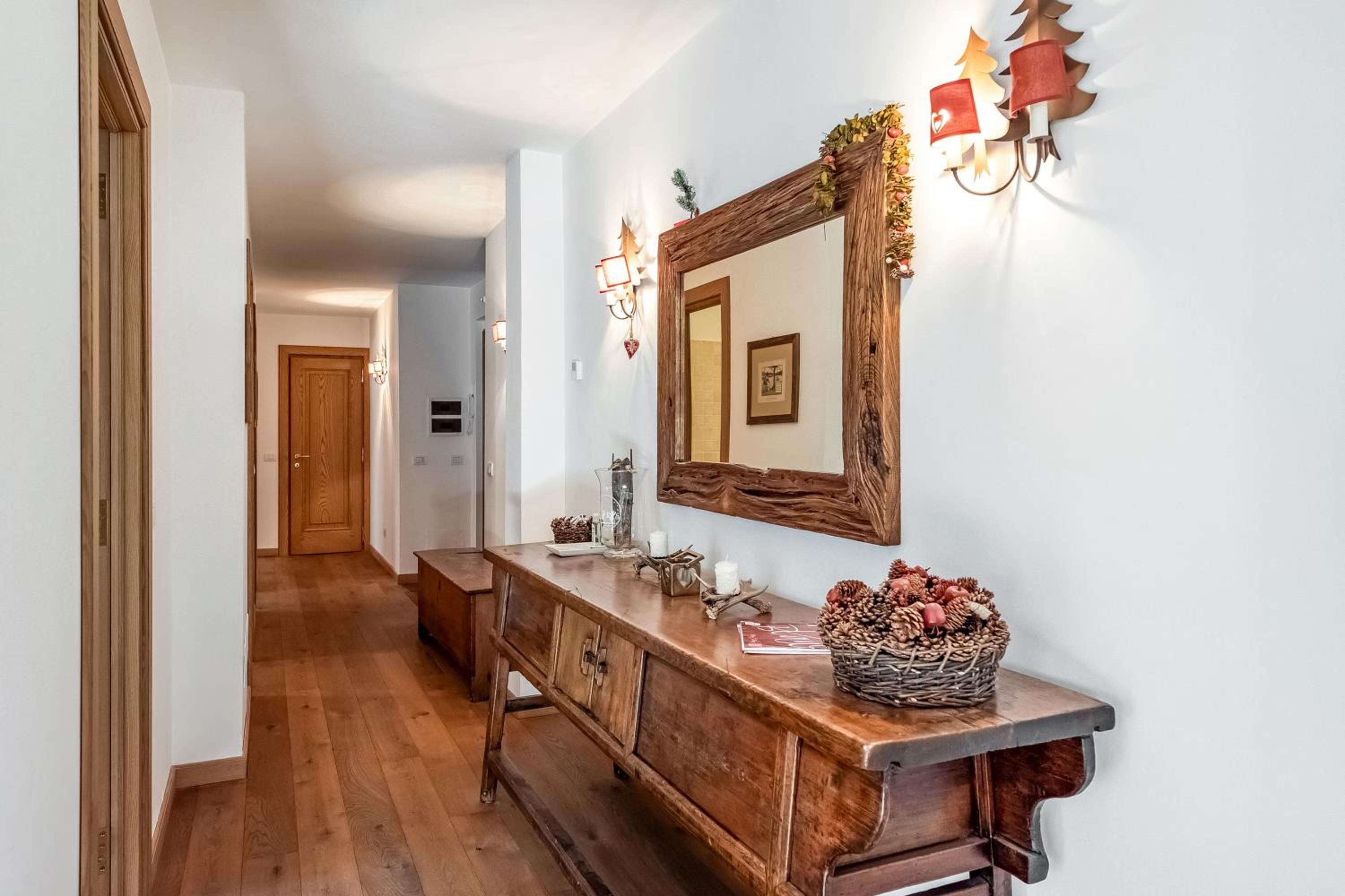 Charming Apartment Close to Cableway - Happy Rentals