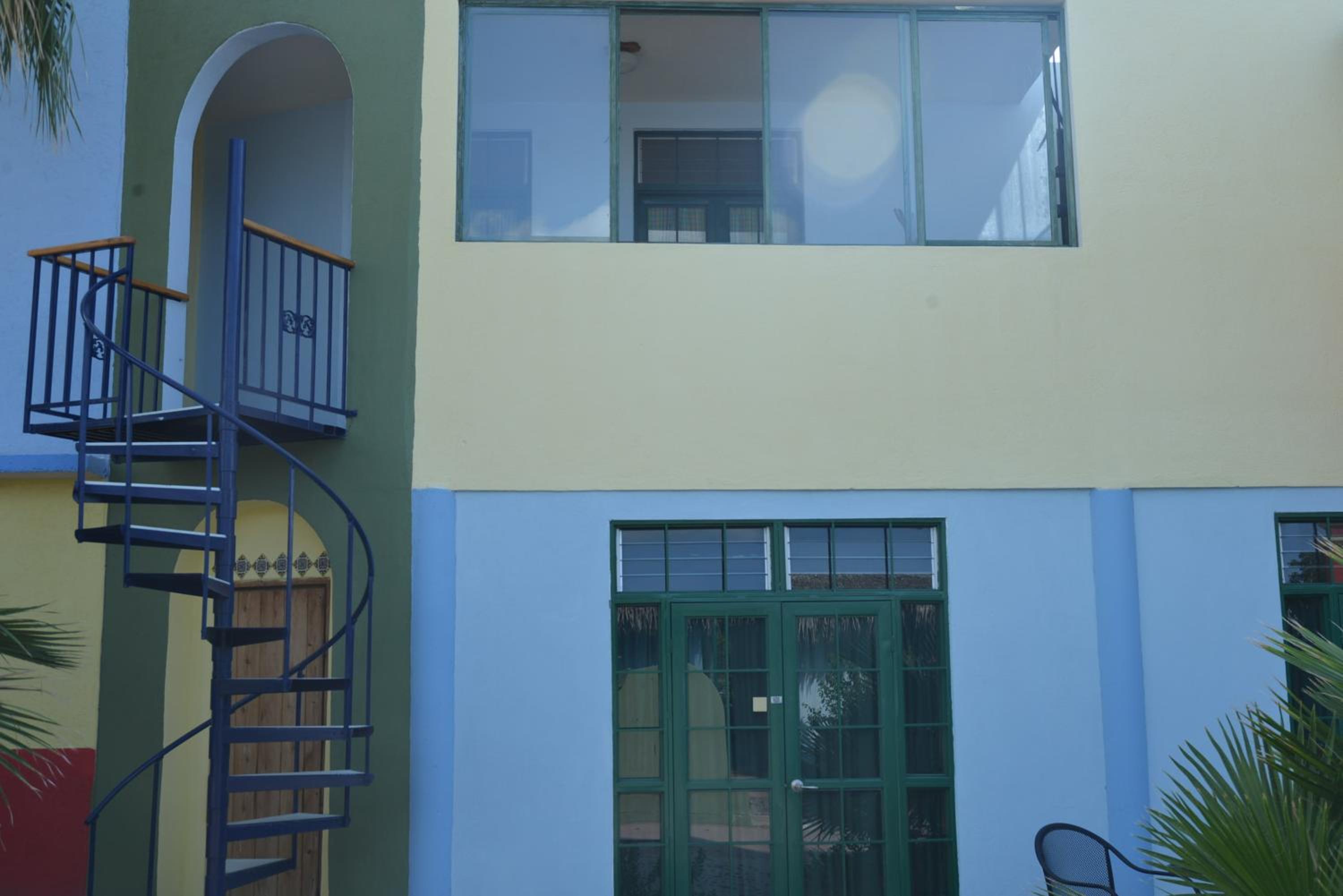 Photo 43