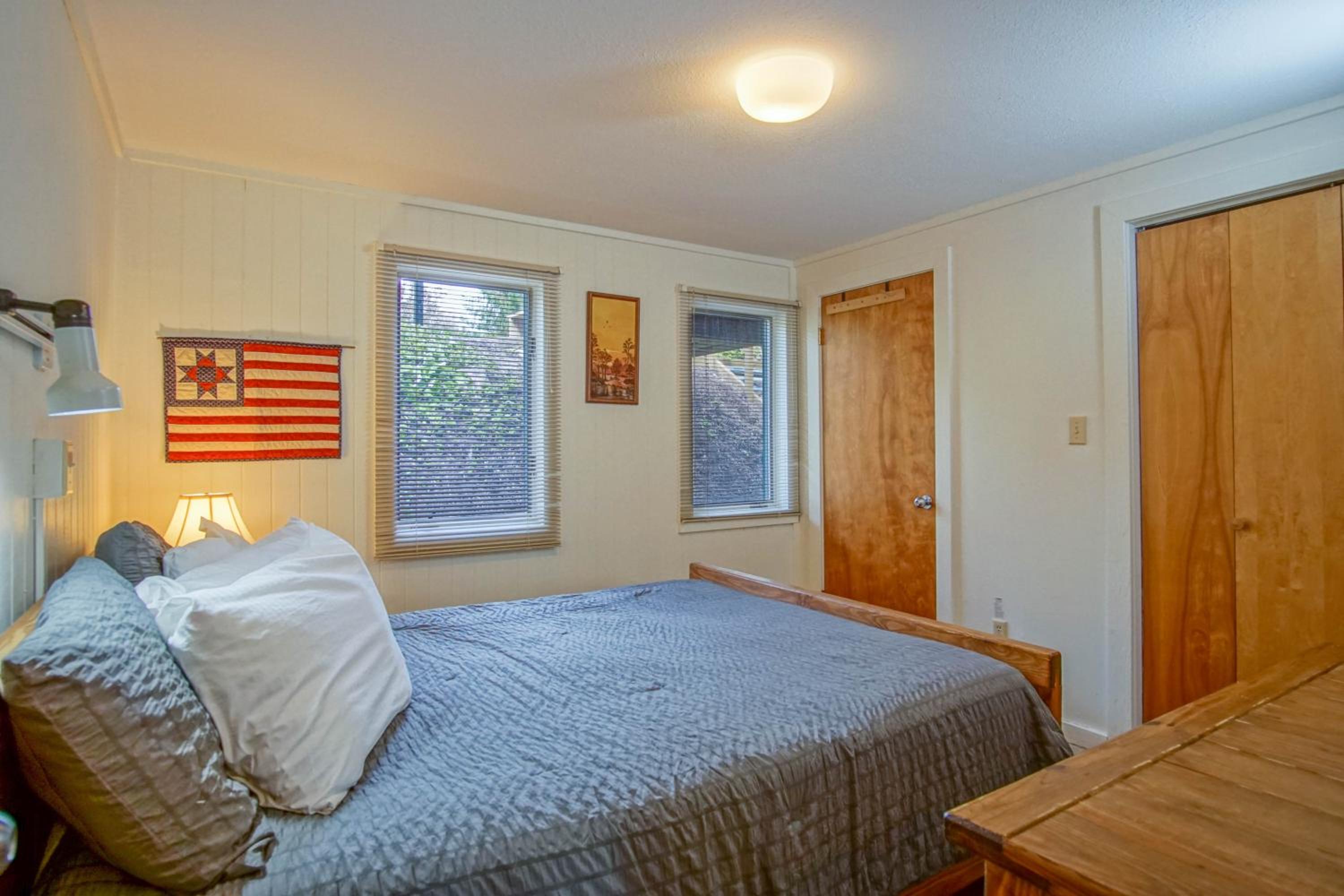 1 Br: Powderidge 30:Slope Side, Pet Friendly end unit on Shuttle Route