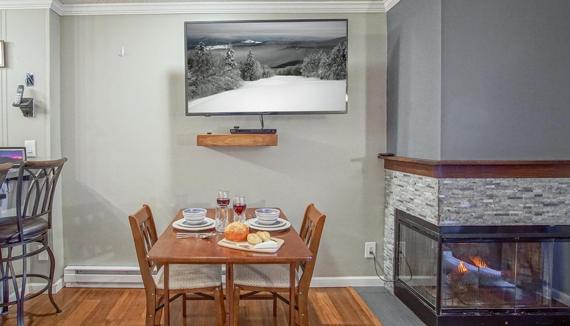 1 Br: Snowcrest 210B: Easy access to Widow Maker Territory