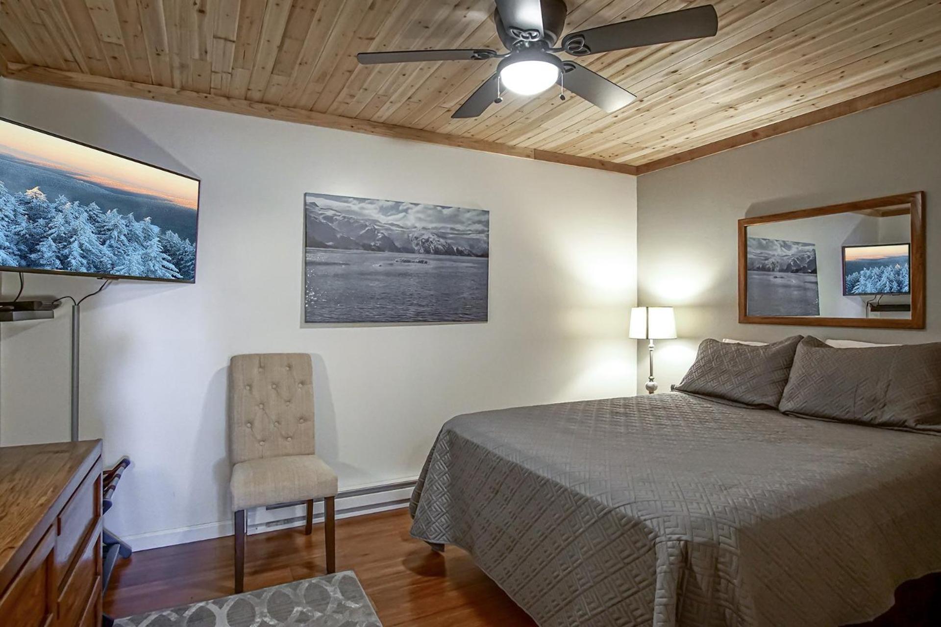1 Br: Snowcrest 210B: Easy access to Widow Maker Territory