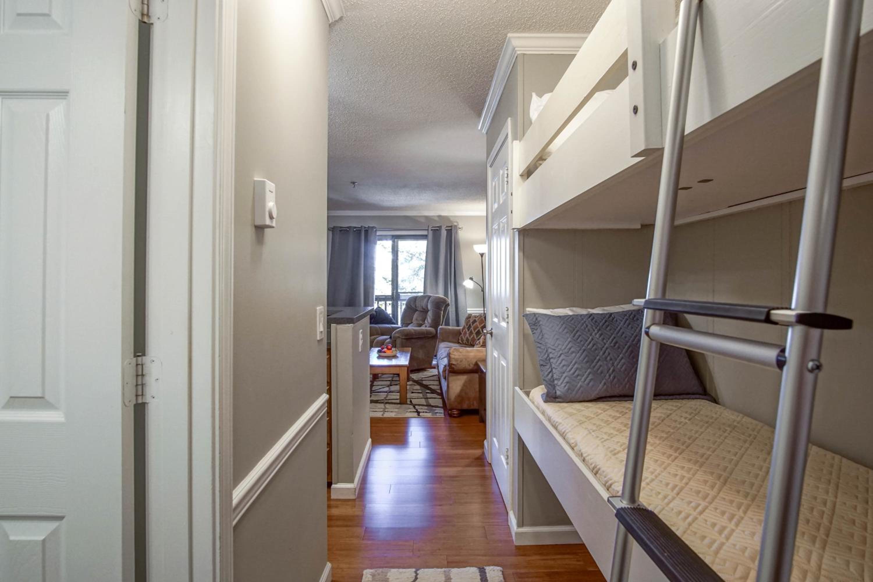 1 Br: Snowcrest 210B: Easy access to Widow Maker Territory