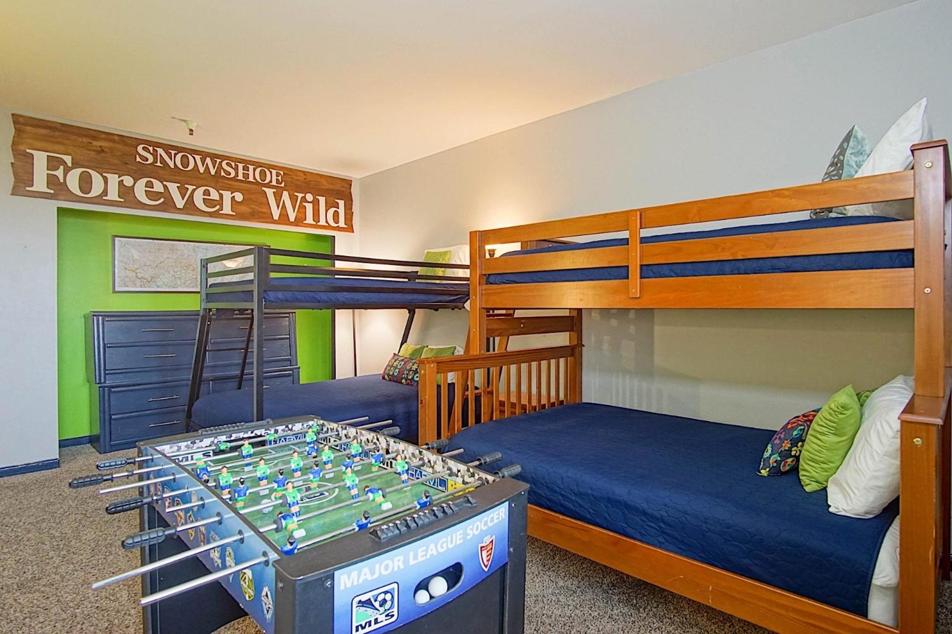 Silver Creek 5801 Penthouse 4 Br Condo Slope Side, Sleeps 17