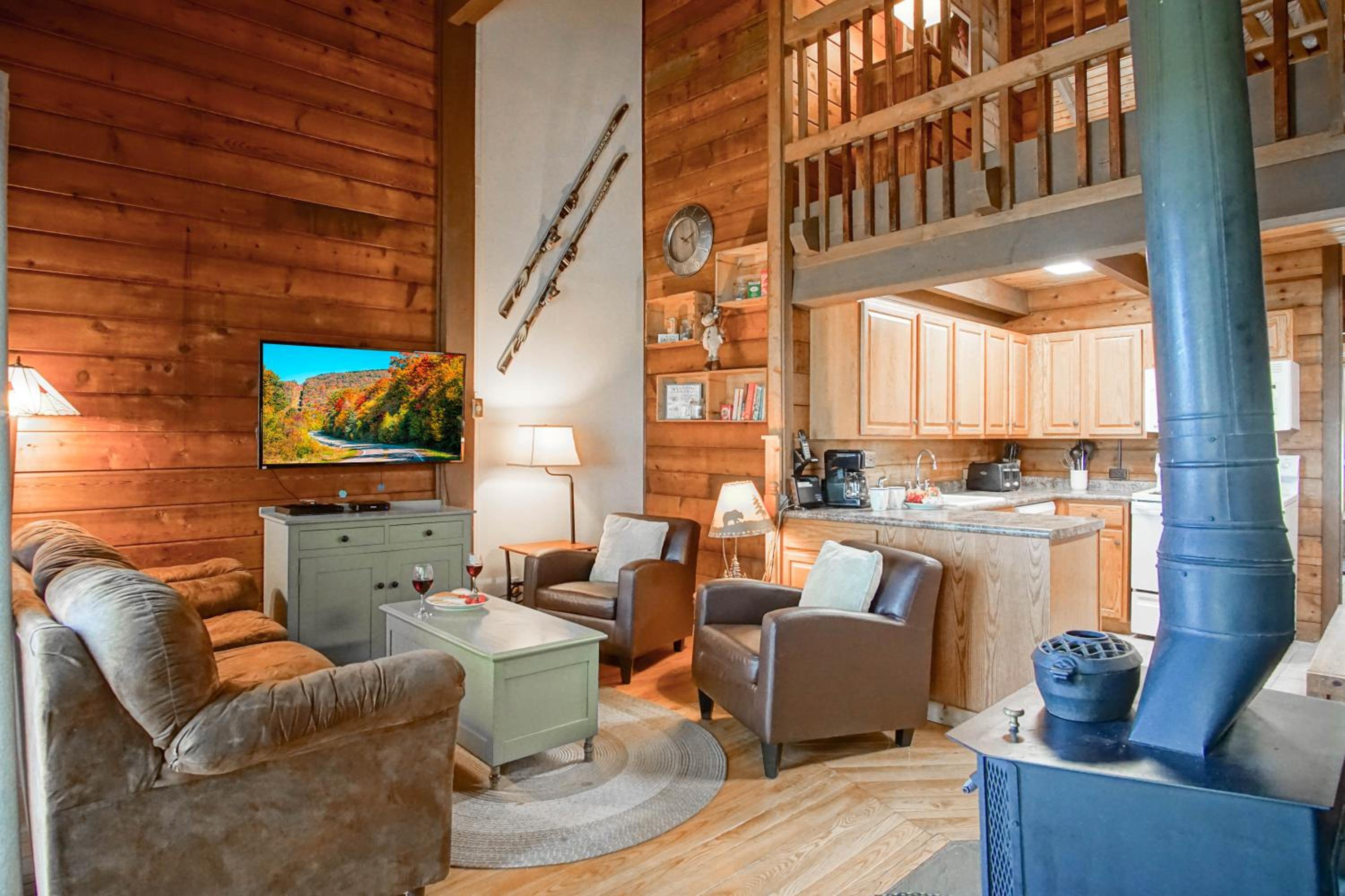 Stemwinder #3: 3 Bedrooms Plus Bonus Sleeping Loft 2 Full Baths