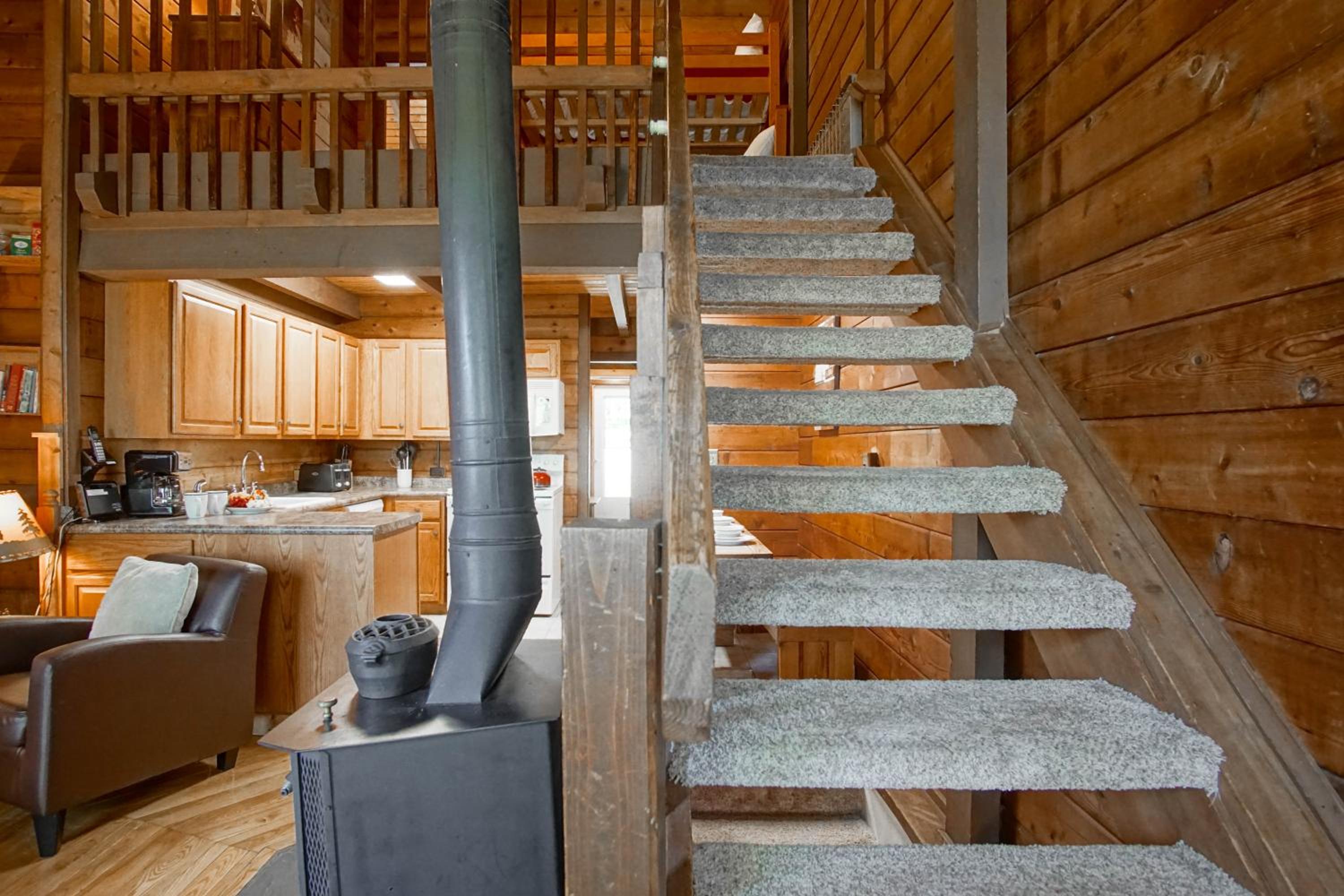Stemwinder #3: 3 Bedrooms Plus Bonus Sleeping Loft 2 Full Baths