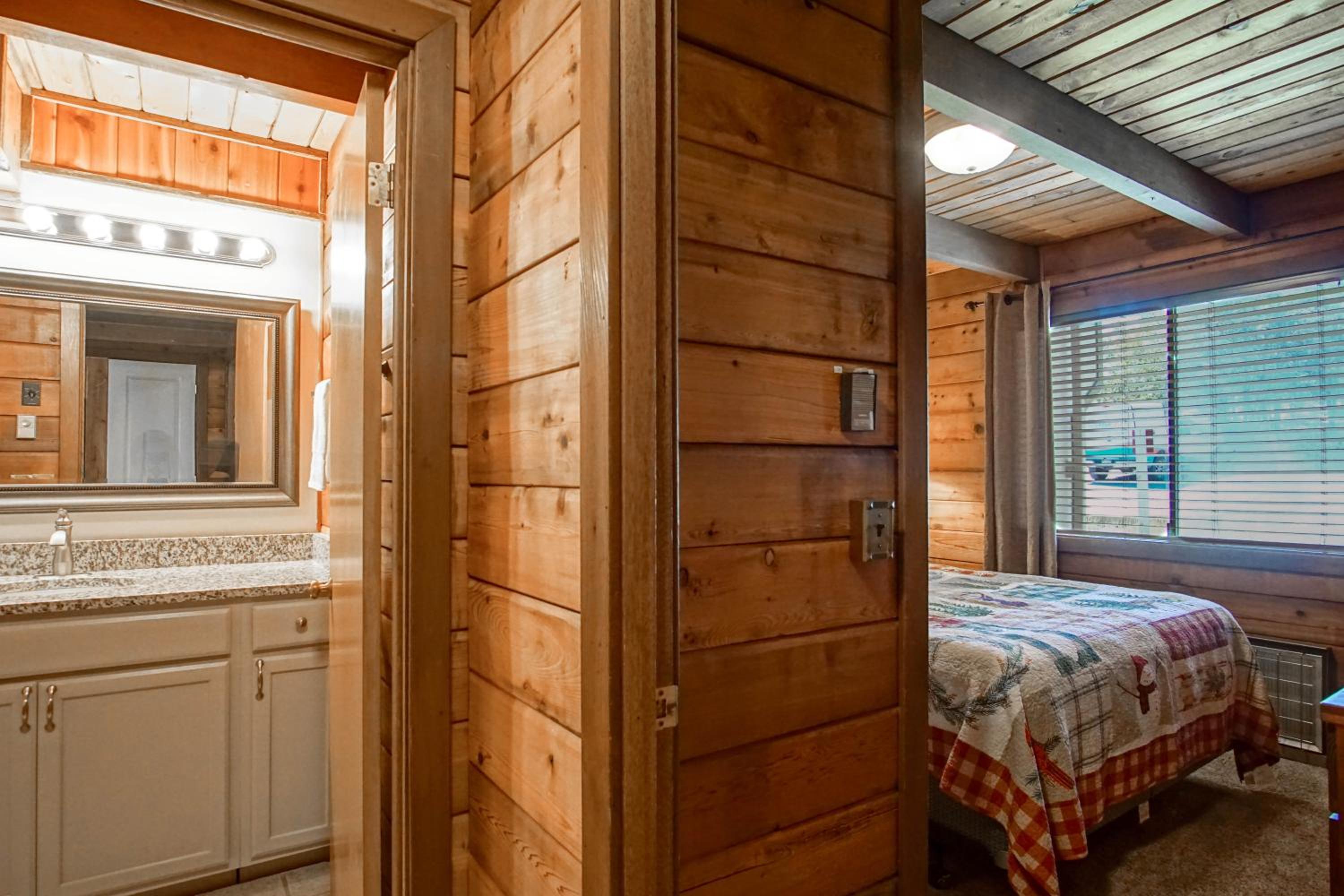 Stemwinder #3: 3 Bedrooms Plus Bonus Sleeping Loft 2 Full Baths