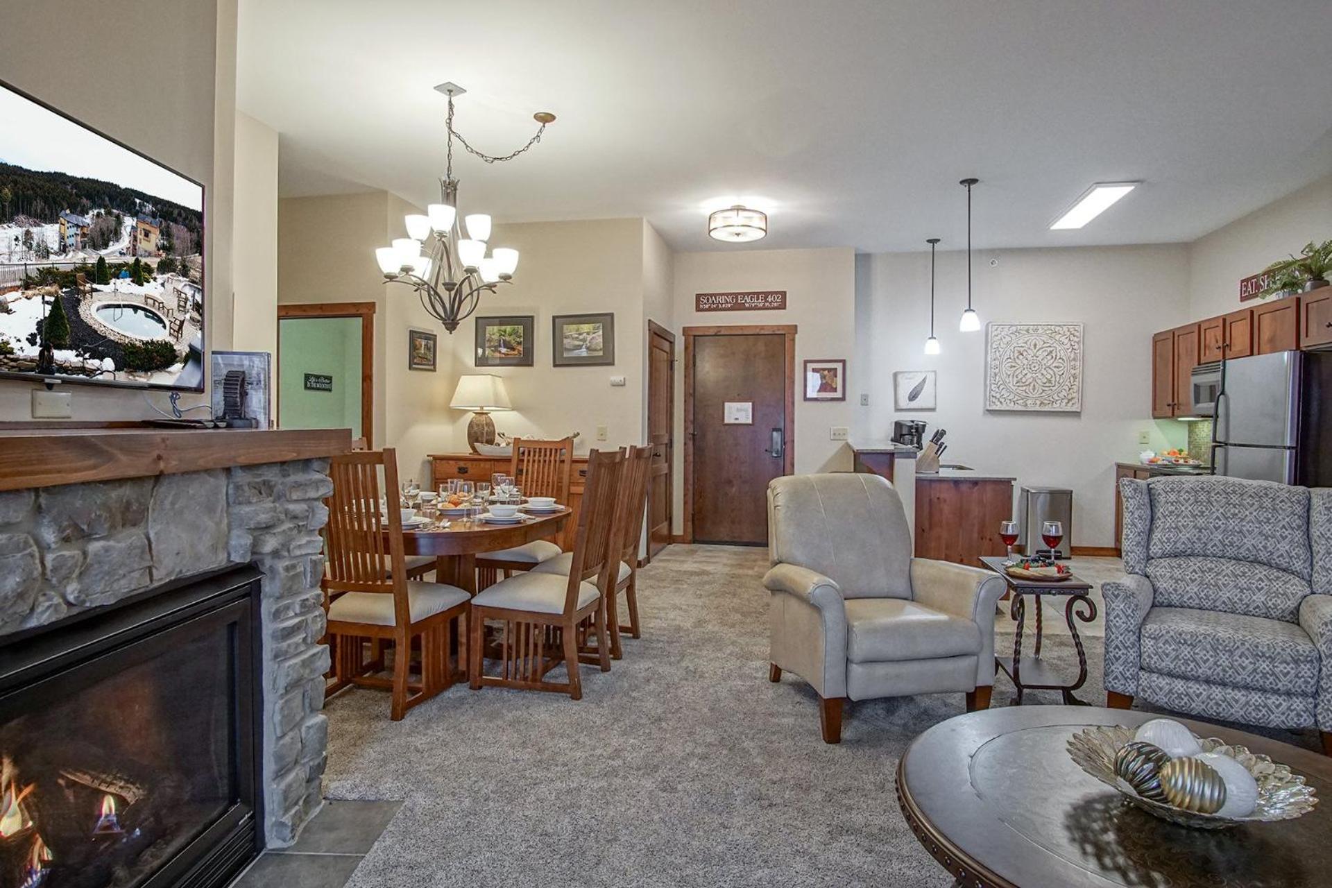 Soaring Eagle #402: 2 Bedrooms, 2 Full Baths: Slope Side, Hot Tubs Underground Parking