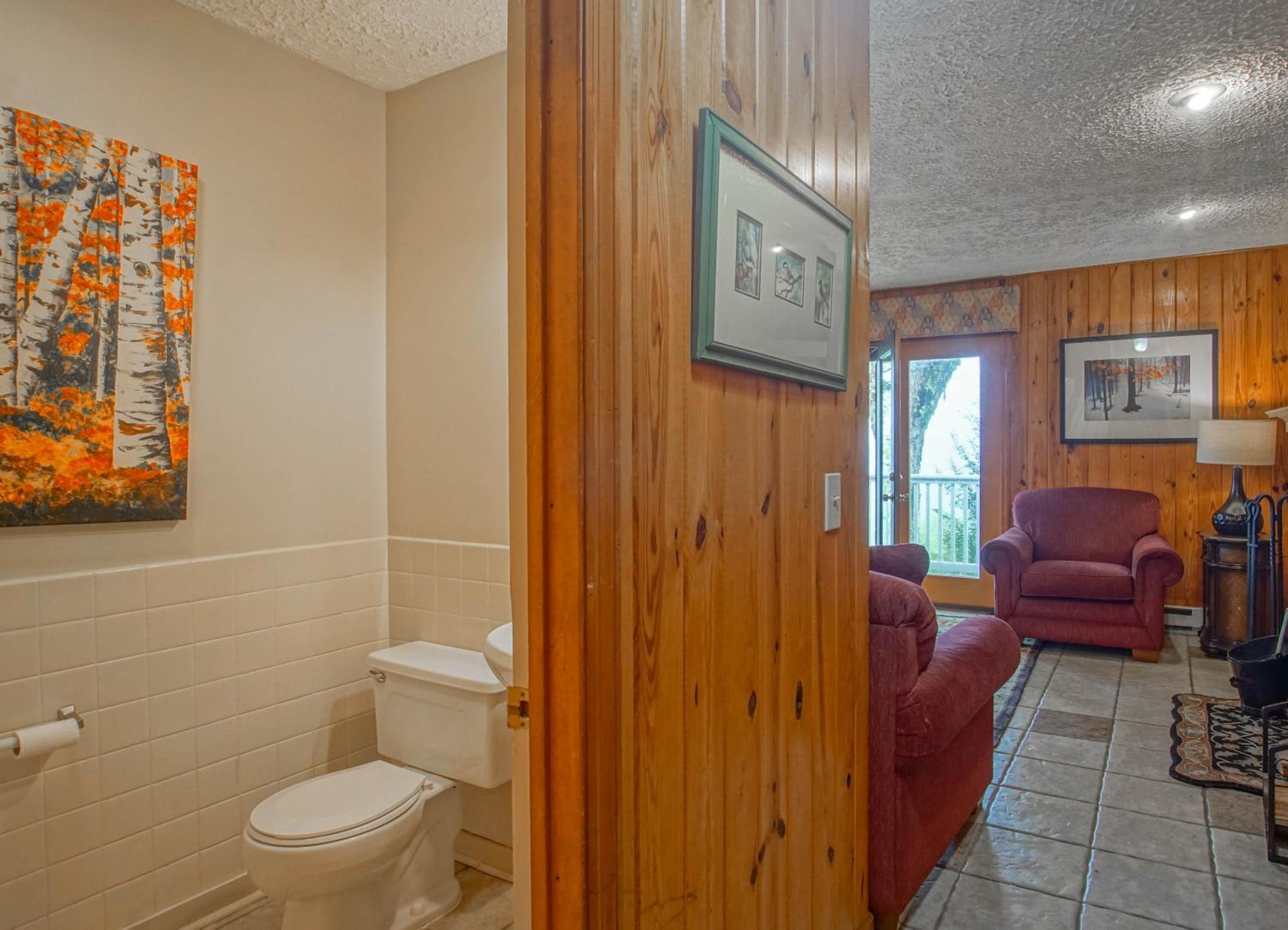 Stemwinder 6A, 3 Bedrooms Plus Bonus Sleeping Alcove, 2 1/2 Baths