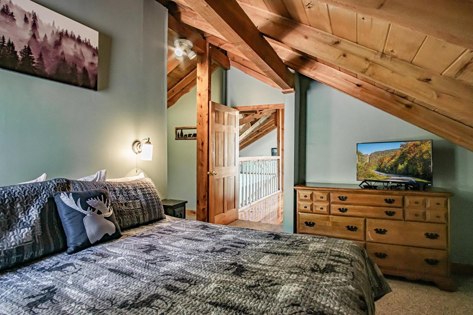 Autumn Escape | Indoor Plunge Pool + 22 Guests