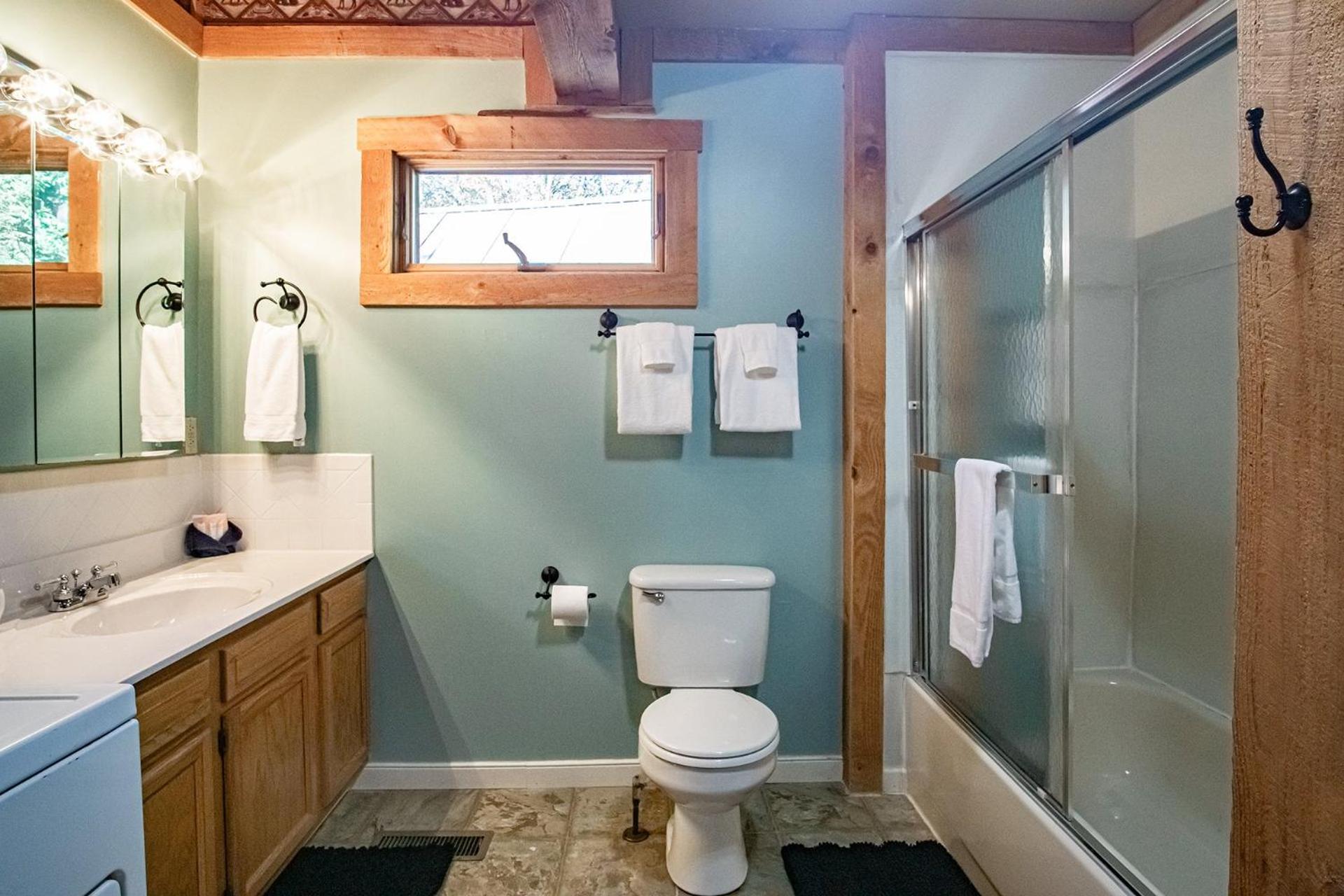 Autumn Escape | Indoor Plunge Pool + 22 Guests