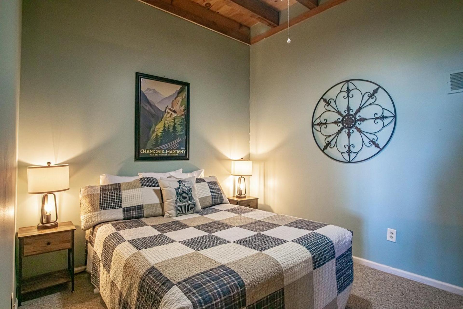 Autumn Escape | Indoor Plunge Pool + 22 Guests