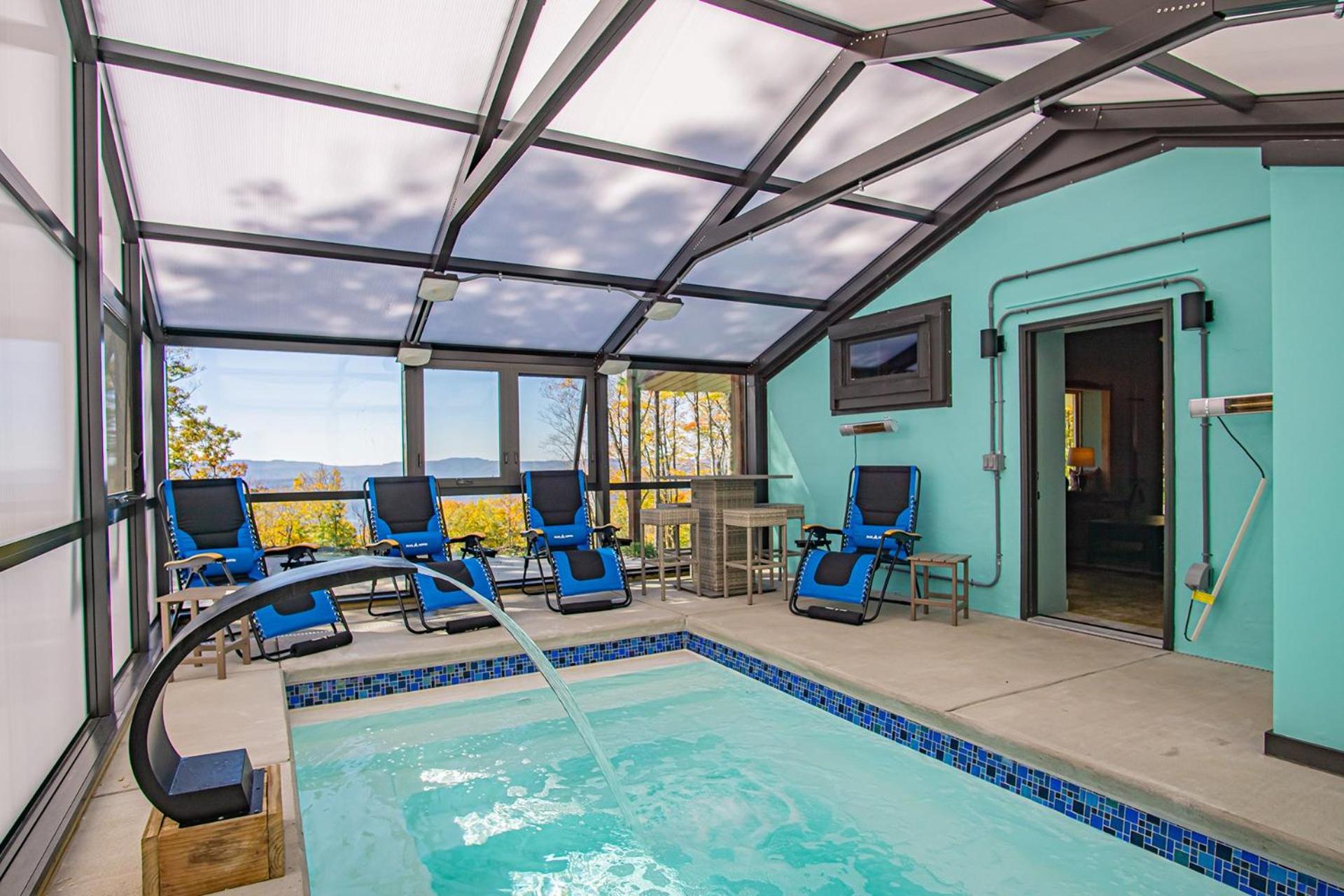 Autumn Escape | Indoor Plunge Pool + 22 Guests