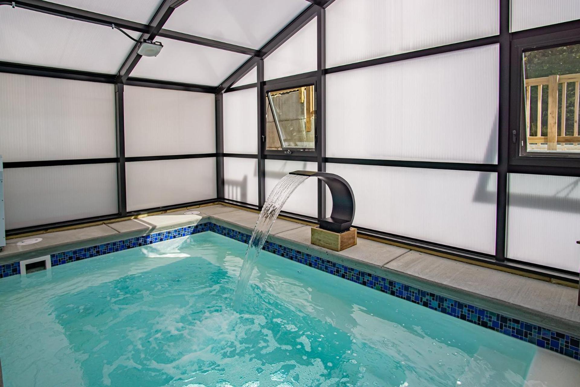 Autumn Escape | Indoor Plunge Pool + 22 Guests
