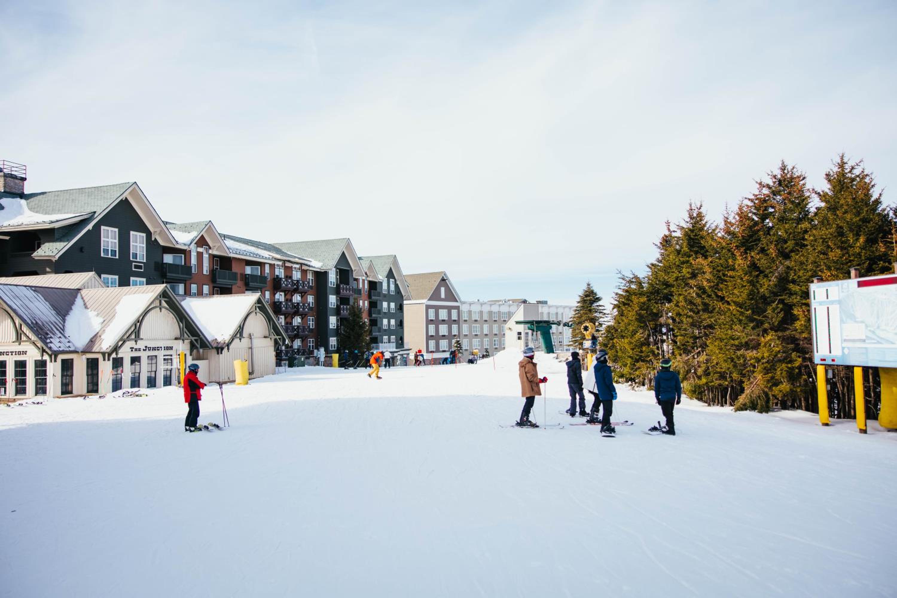 Allegheny Springs 414: Junior Studio Slopeside