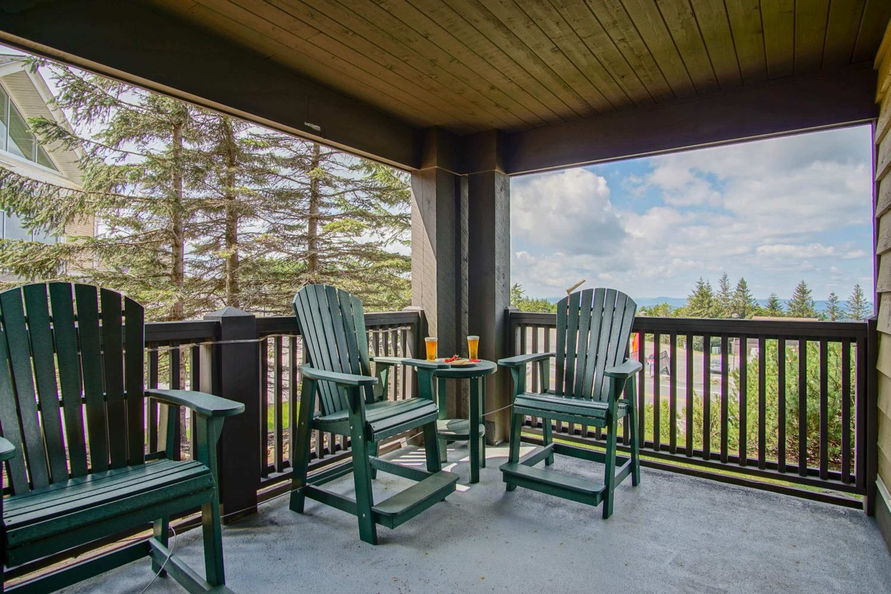 Rimfire 151- 152 Unique 2 Br Condo