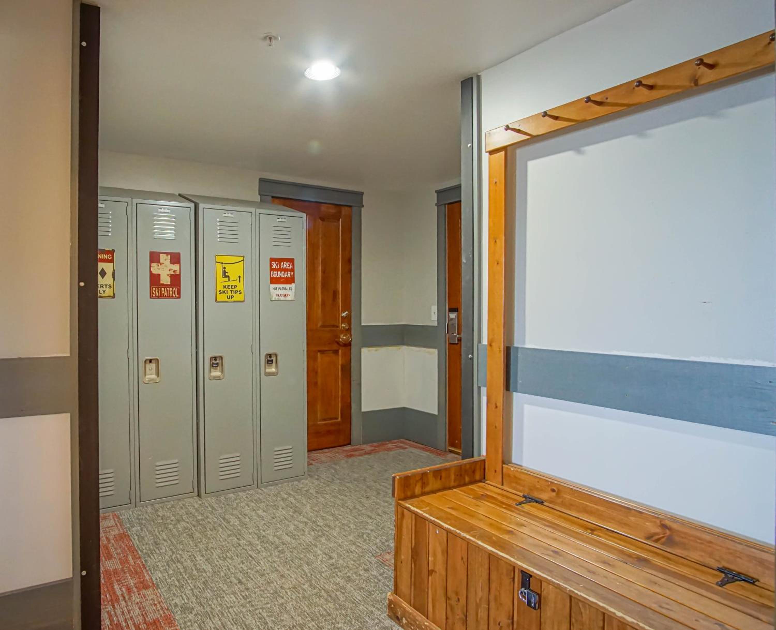 Rimfire 151- 152 Unique 2 Br Condo