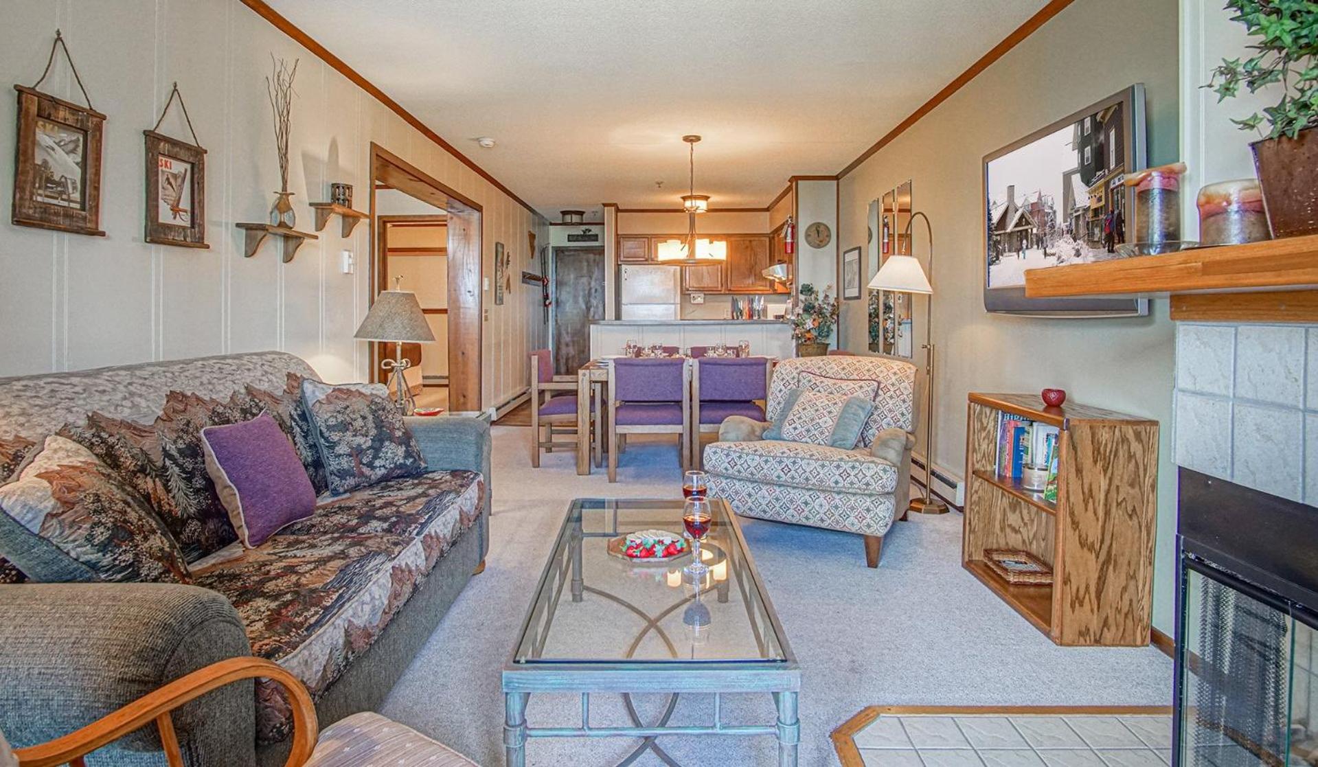 2 Br: SnowCrest 214A 2 Bedroom: Indoor Hot Tubs Game Room Easy Slope Access