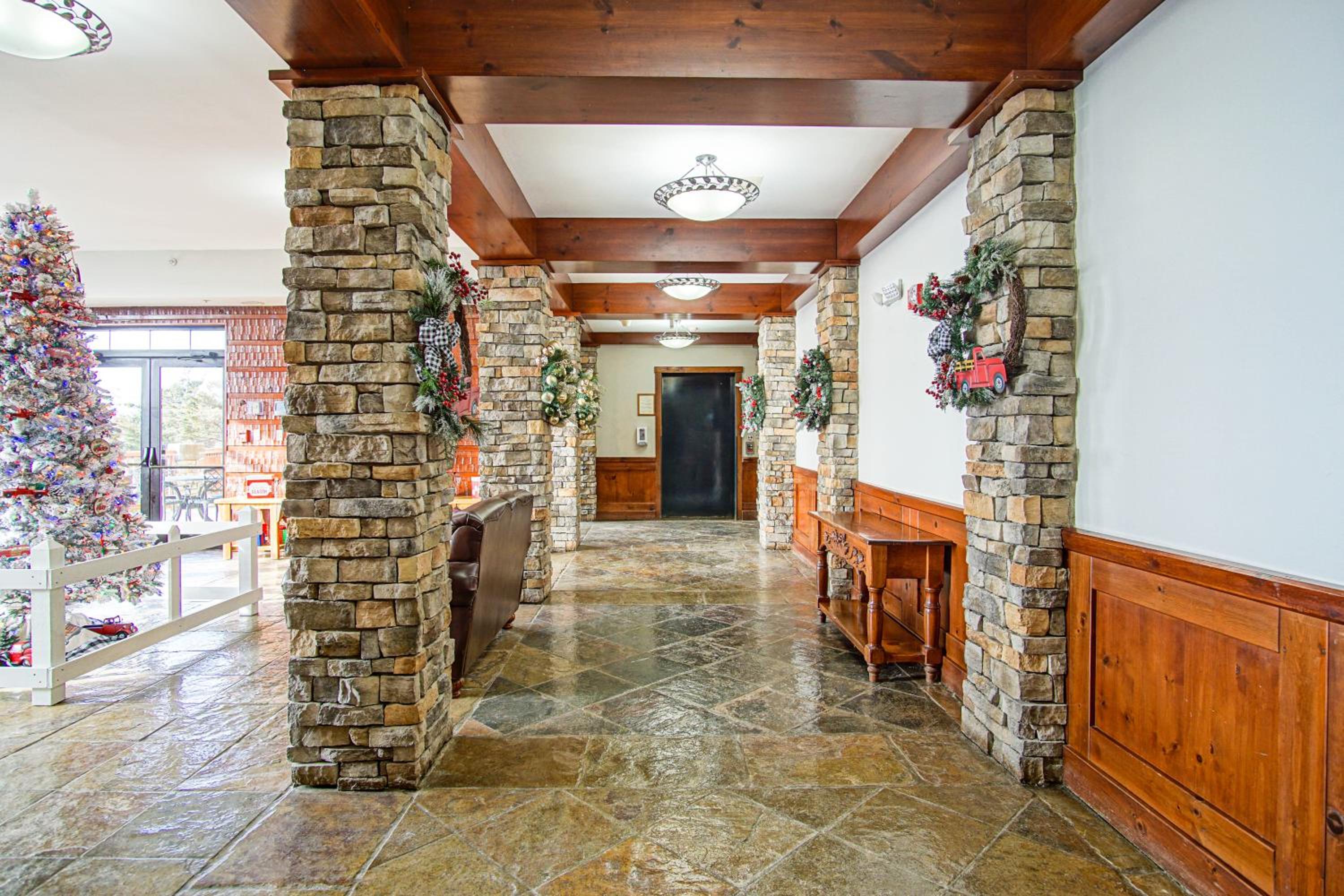 Rimfire 151- 152 Unique 2 Br Condo