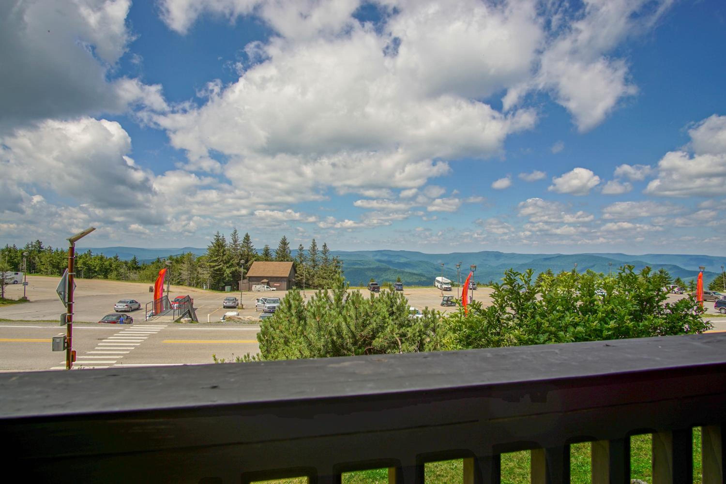 Rimfire 151- 152 Unique 2 Br Condo