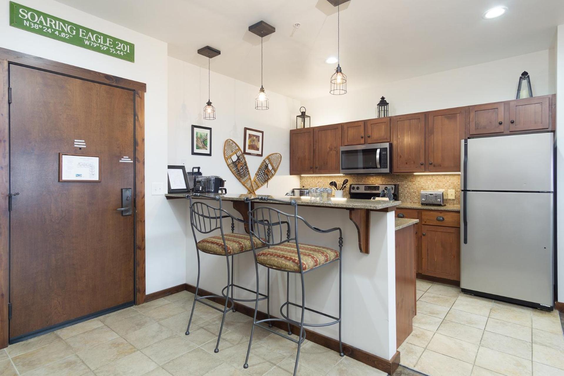 Soaring Eagle #201: 3 Bedrooms, 2 Full Baths: Slope Side