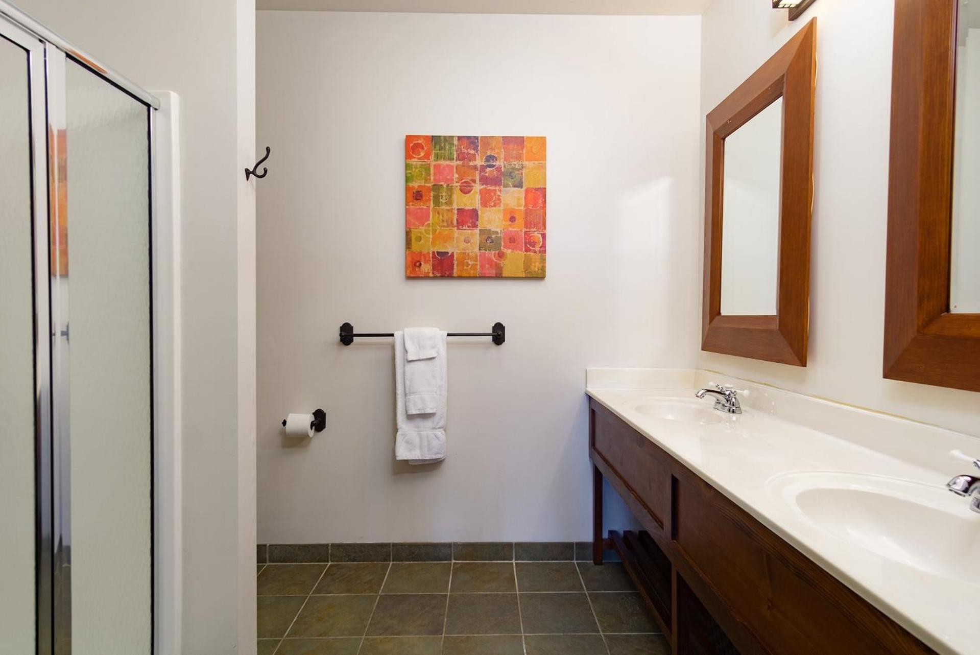 Soaring Eagle #201: 3 Bedrooms, 2 Full Baths: Slope Side