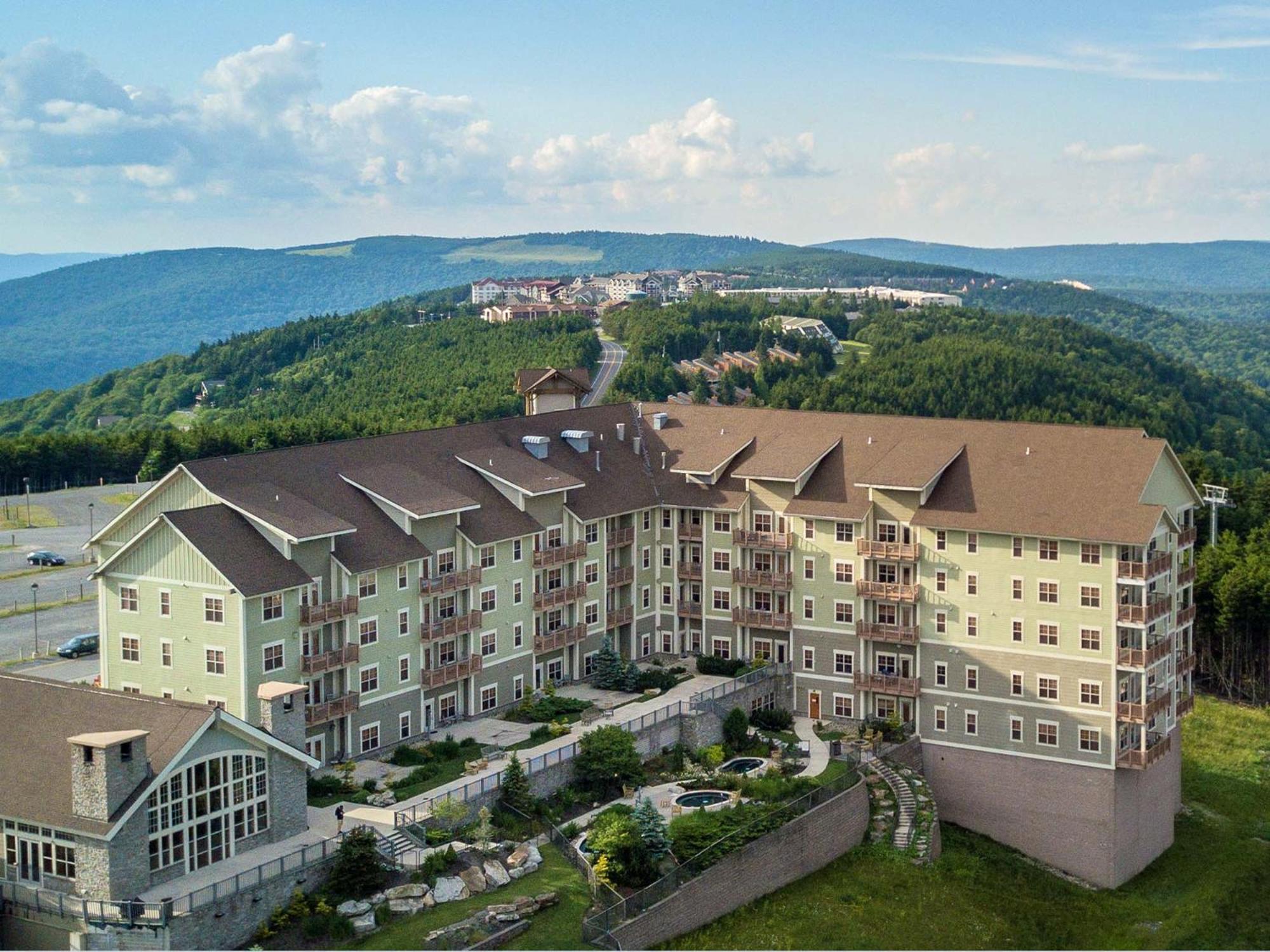 Soaring Eagle #201: 3 Bedrooms, 2 Full Baths: Slope Side