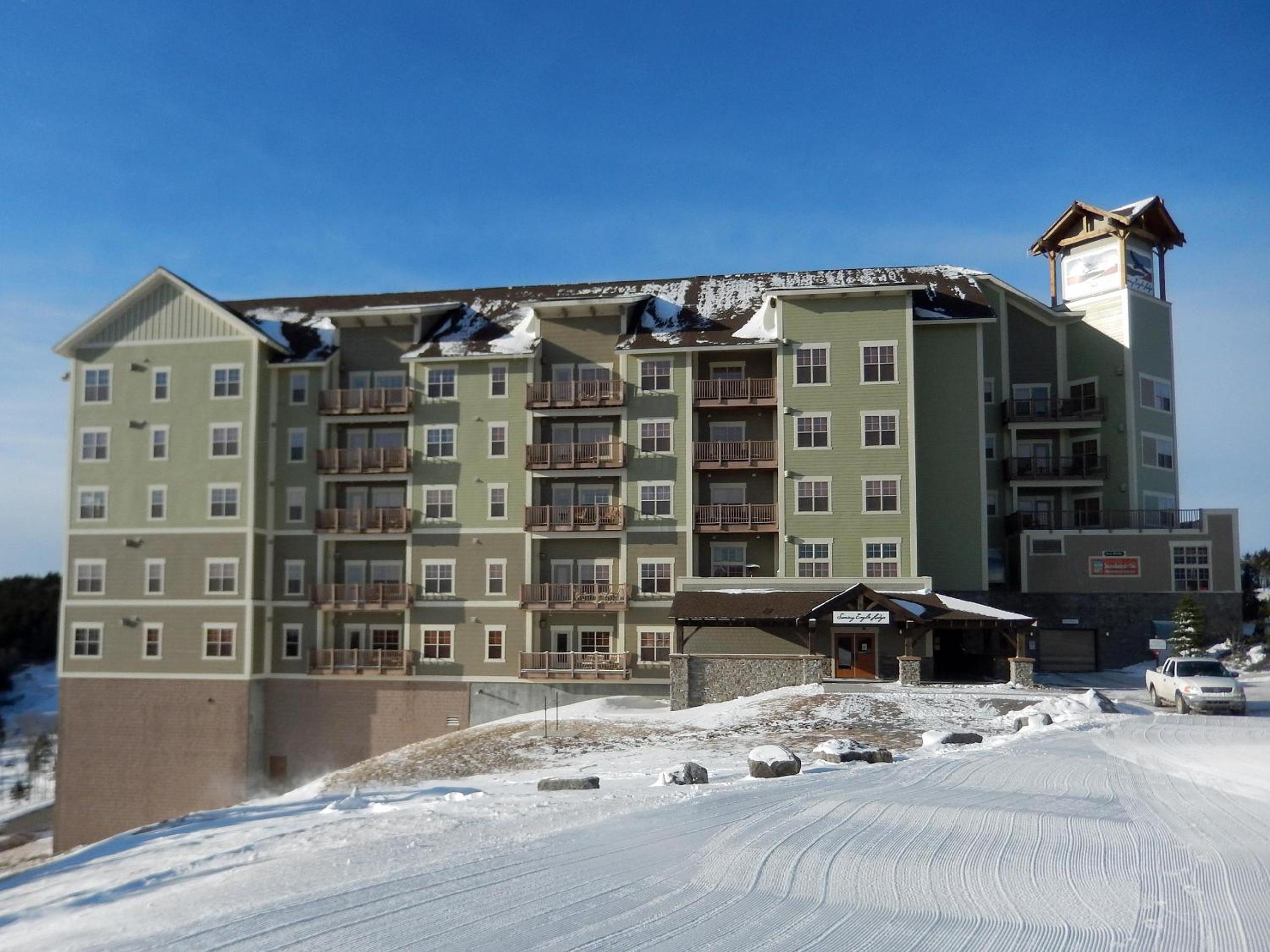 Soaring Eagle #201: 3 Bedrooms, 2 Full Baths: Slope Side
