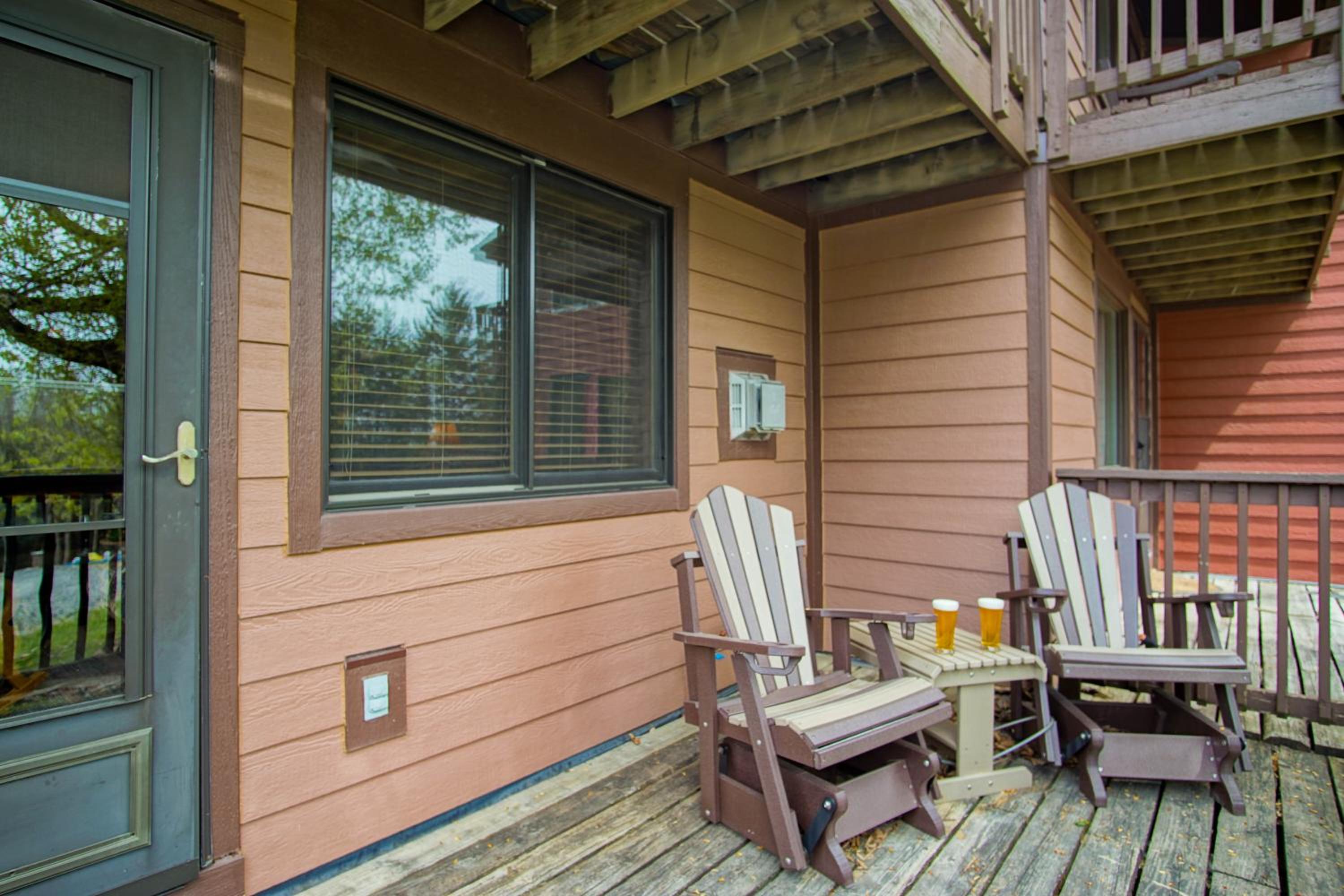 Tree Top 19, Snowpeak 2 Bedroom Spectacular Townhome Slope Side