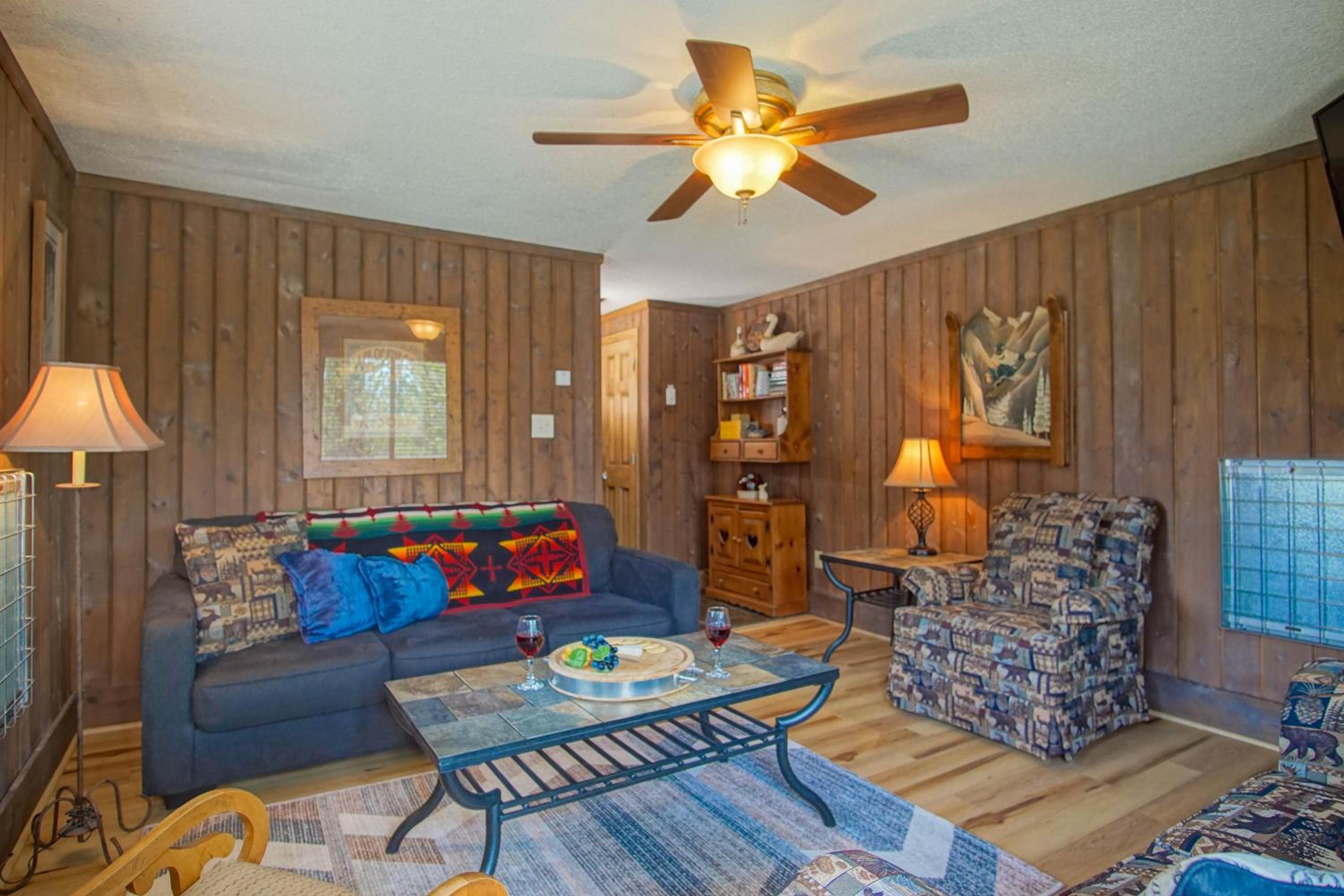 Tree Top 19, Snowpeak 2 Bedroom Spectacular Townhome Slope Side