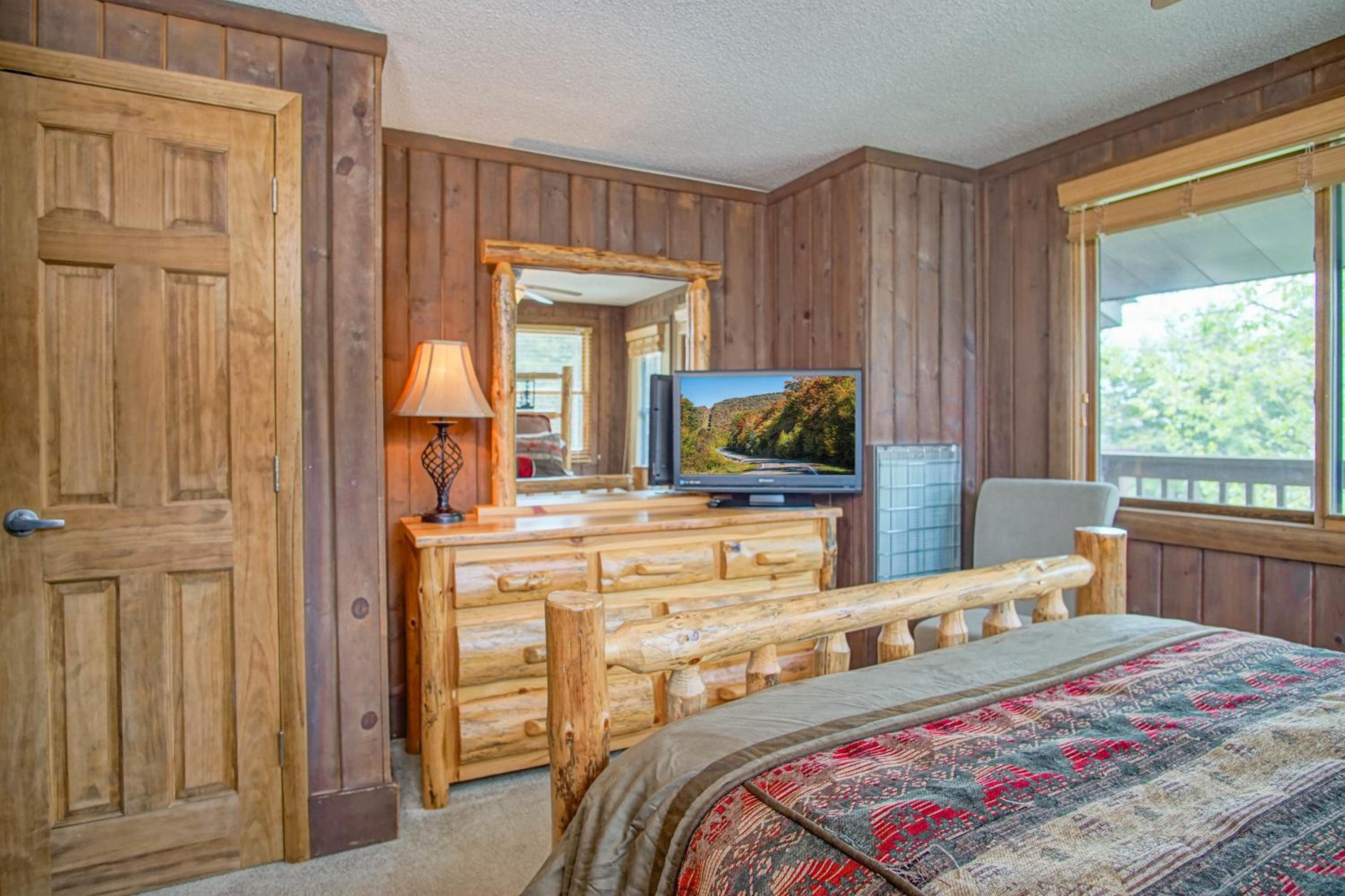 Tree Top 19, Snowpeak 2 Bedroom Spectacular Townhome Slope Side