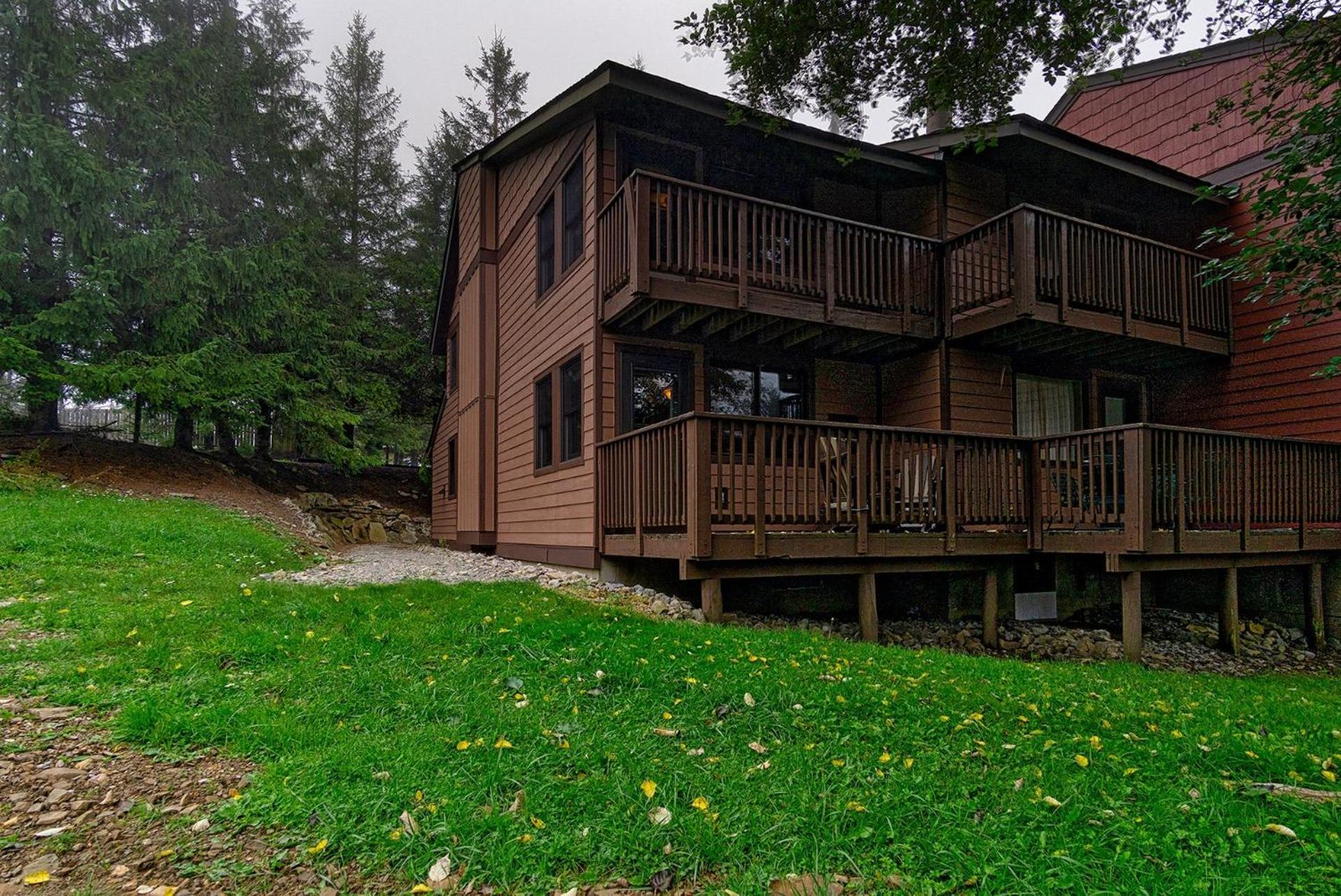 Tree Top 19, Snowpeak 2 Bedroom Spectacular Townhome Slope Side