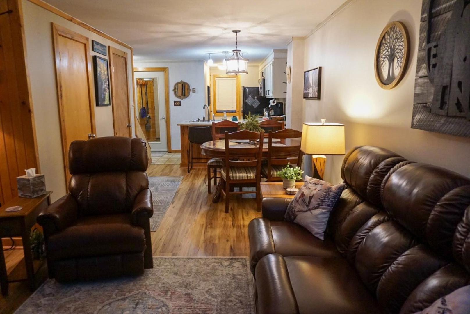 Powderidge-34: Slope Side, 2 Br Townhome