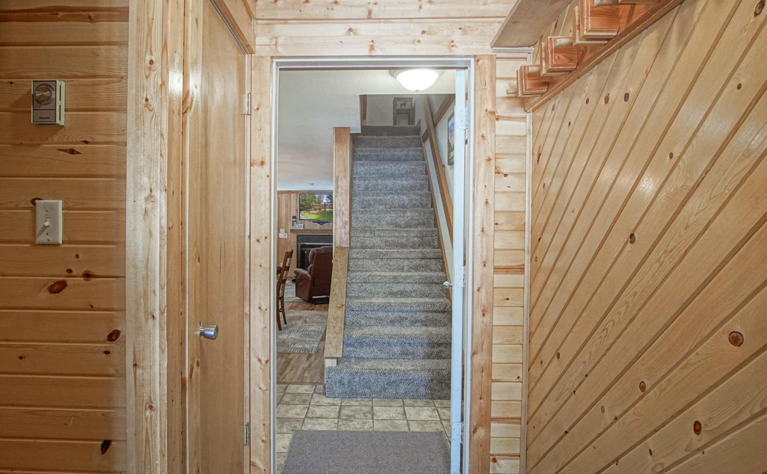 Powderidge-34: Slope Side, 2 Br Townhome