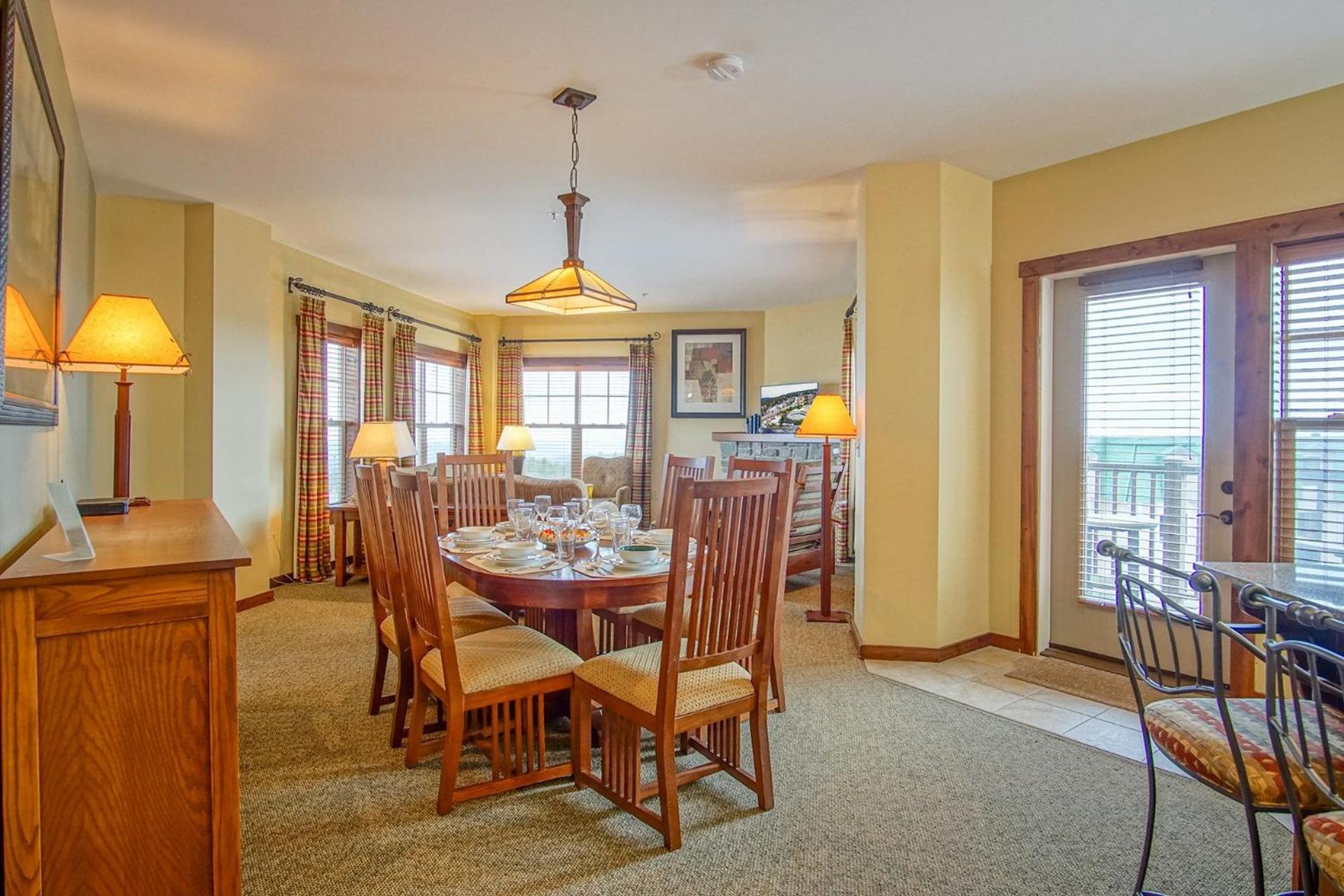 2 Br: Soaring Eagle Lodge 317: Luxury Bell Tower Condo - Great Amenities -Slope Side