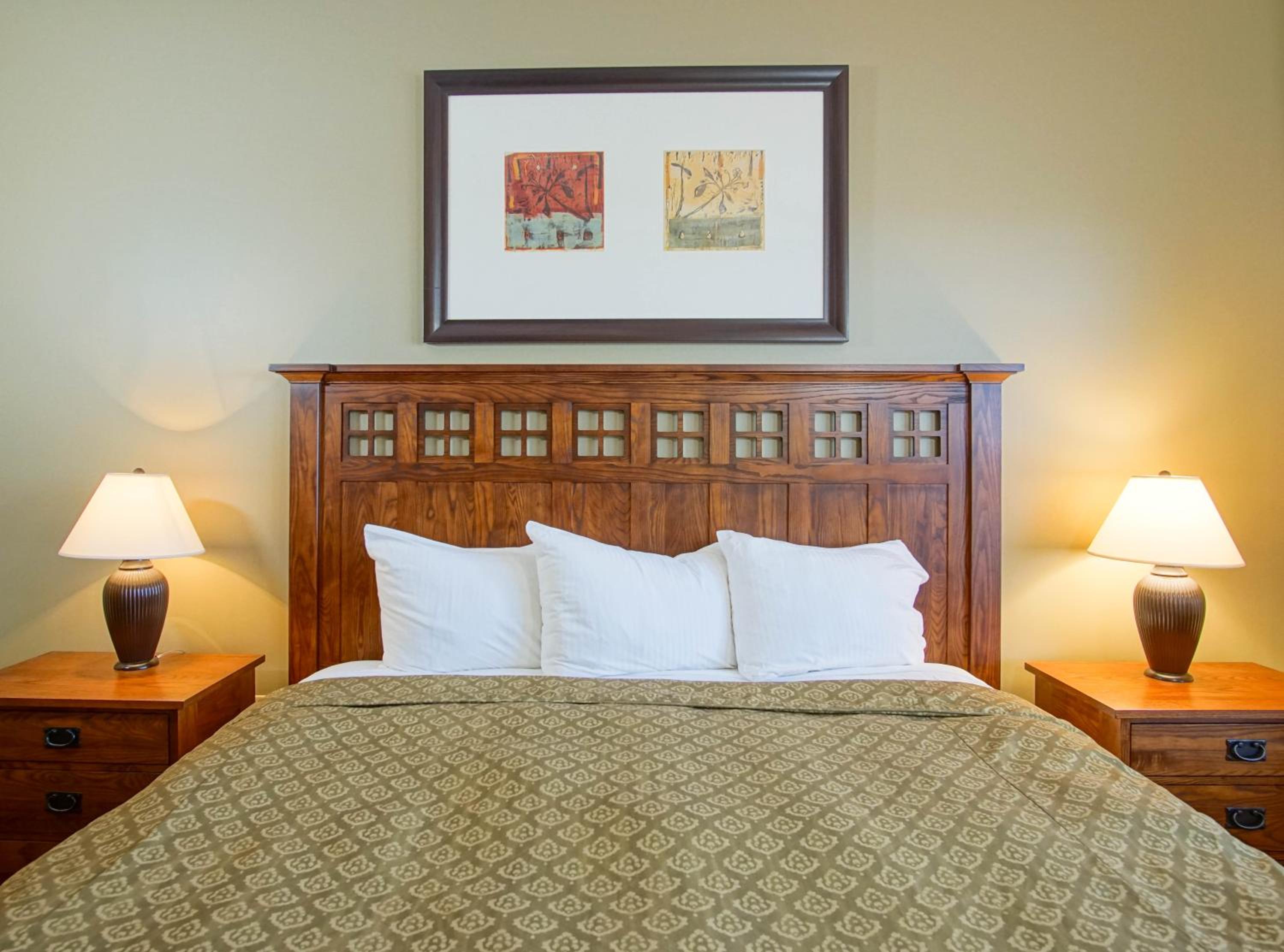 2 Br: Soaring Eagle Lodge 317: Luxury Bell Tower Condo - Great Amenities -Slope Side