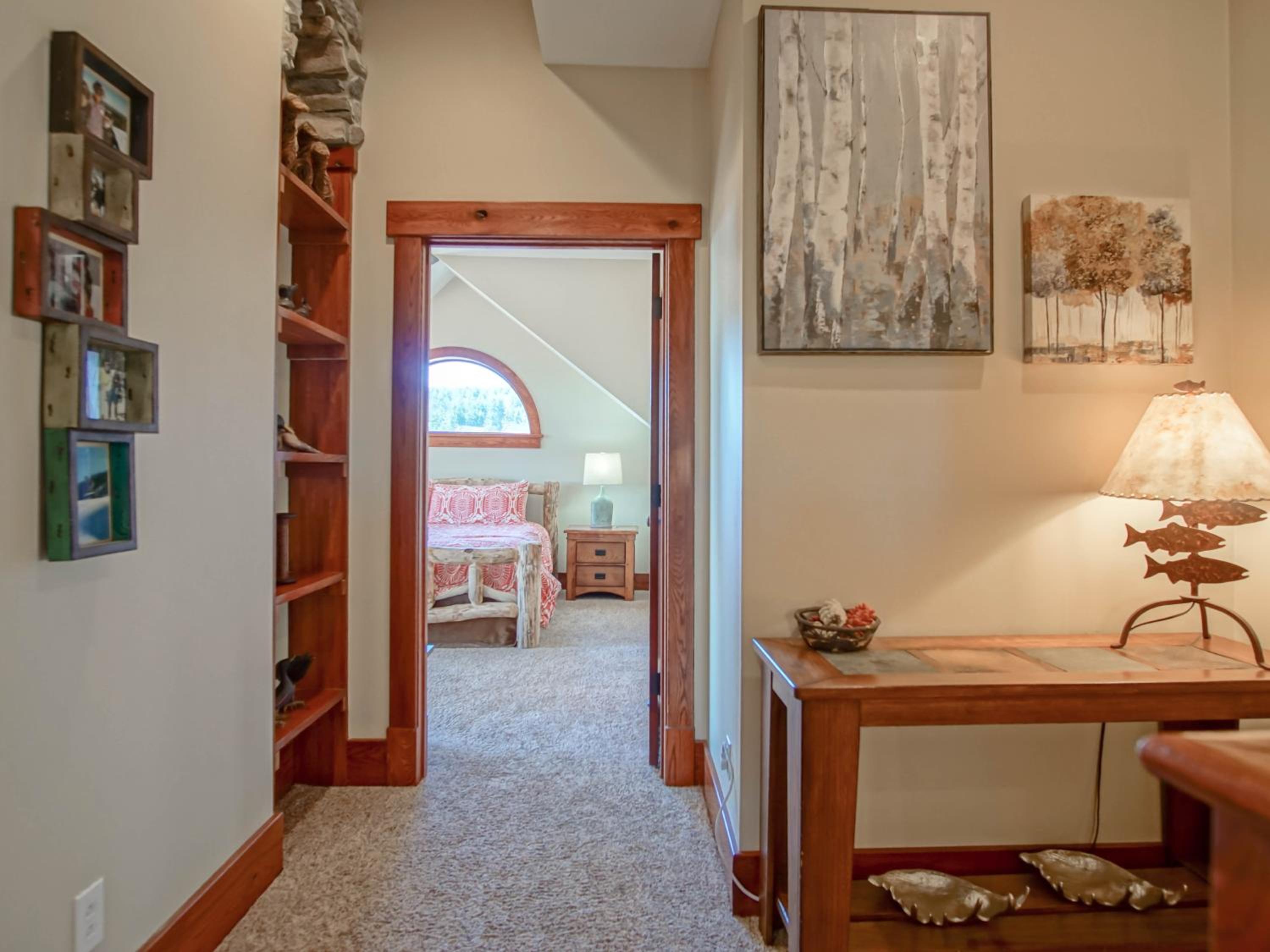 Slope side 8 BR at Sanctuary Majestic Mountain Top Estate 4800 square feet of quality sleeps 16