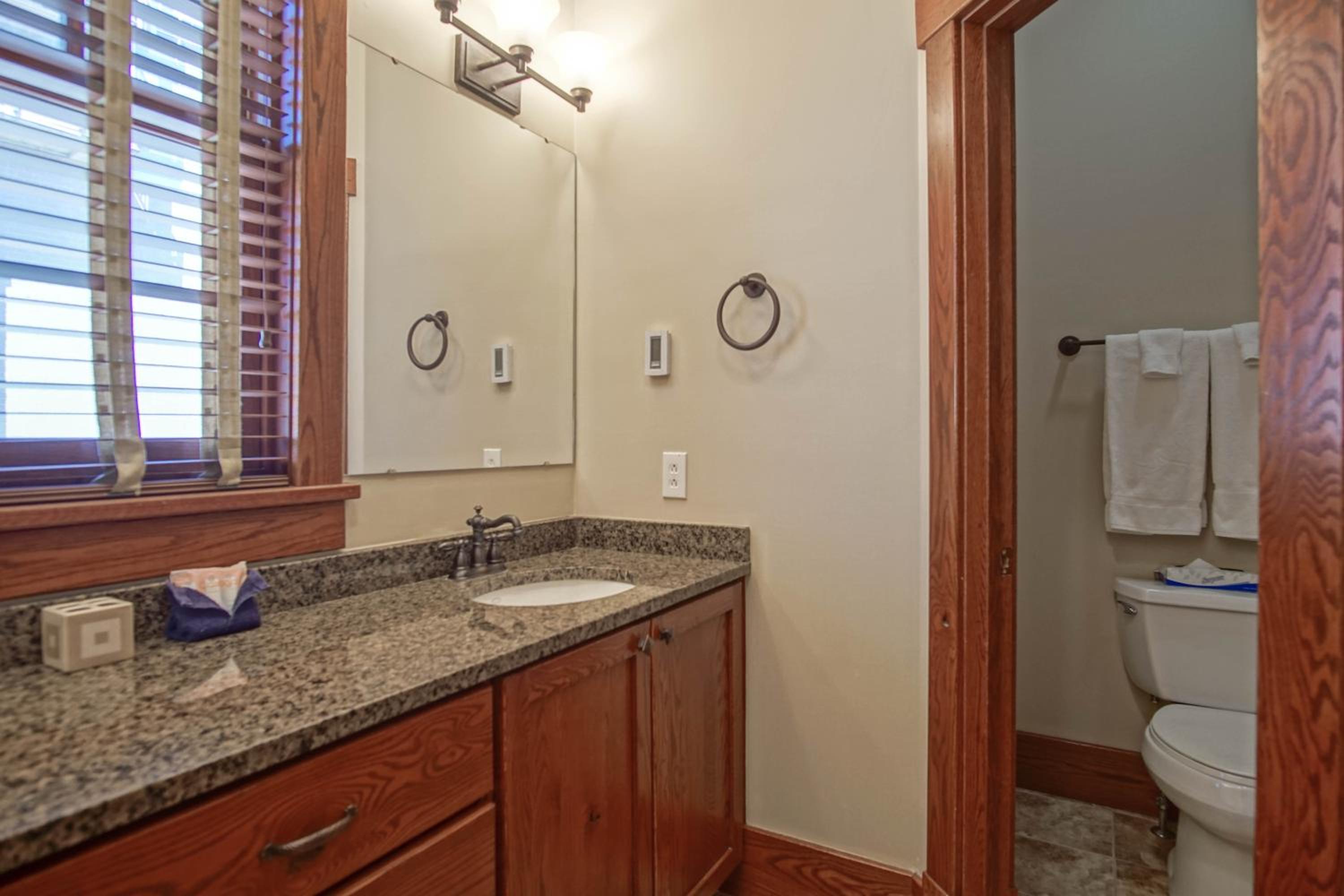 Slope side 8 BR at Sanctuary Majestic Mountain Top Estate 4800 square feet of quality sleeps 16