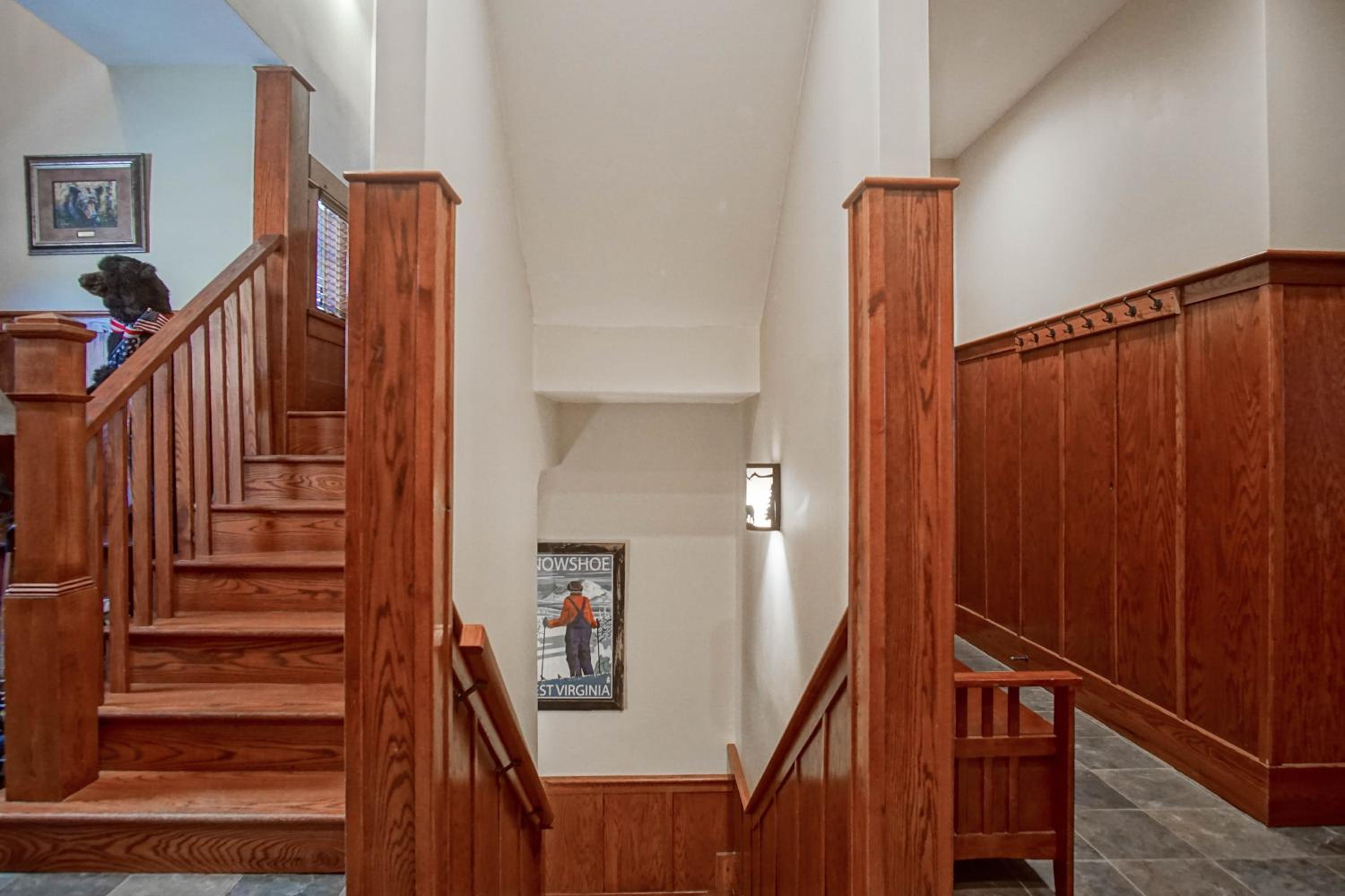 Slope side 8 BR at Sanctuary Majestic Mountain Top Estate 4800 square feet of quality sleeps 16