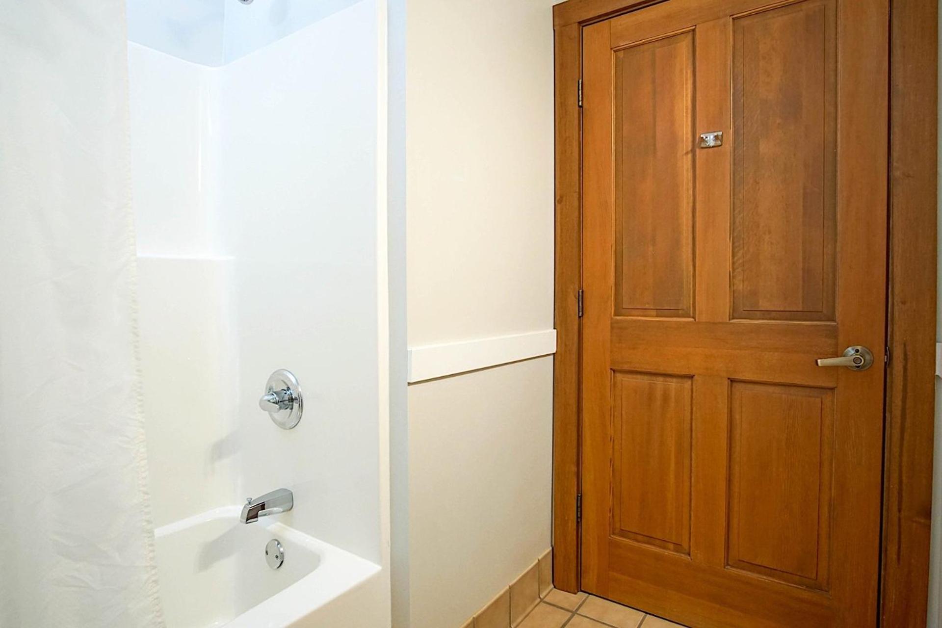 Ski In/Out! 1 Bed 1 Bath Slope Views Allegheny Springs 238
