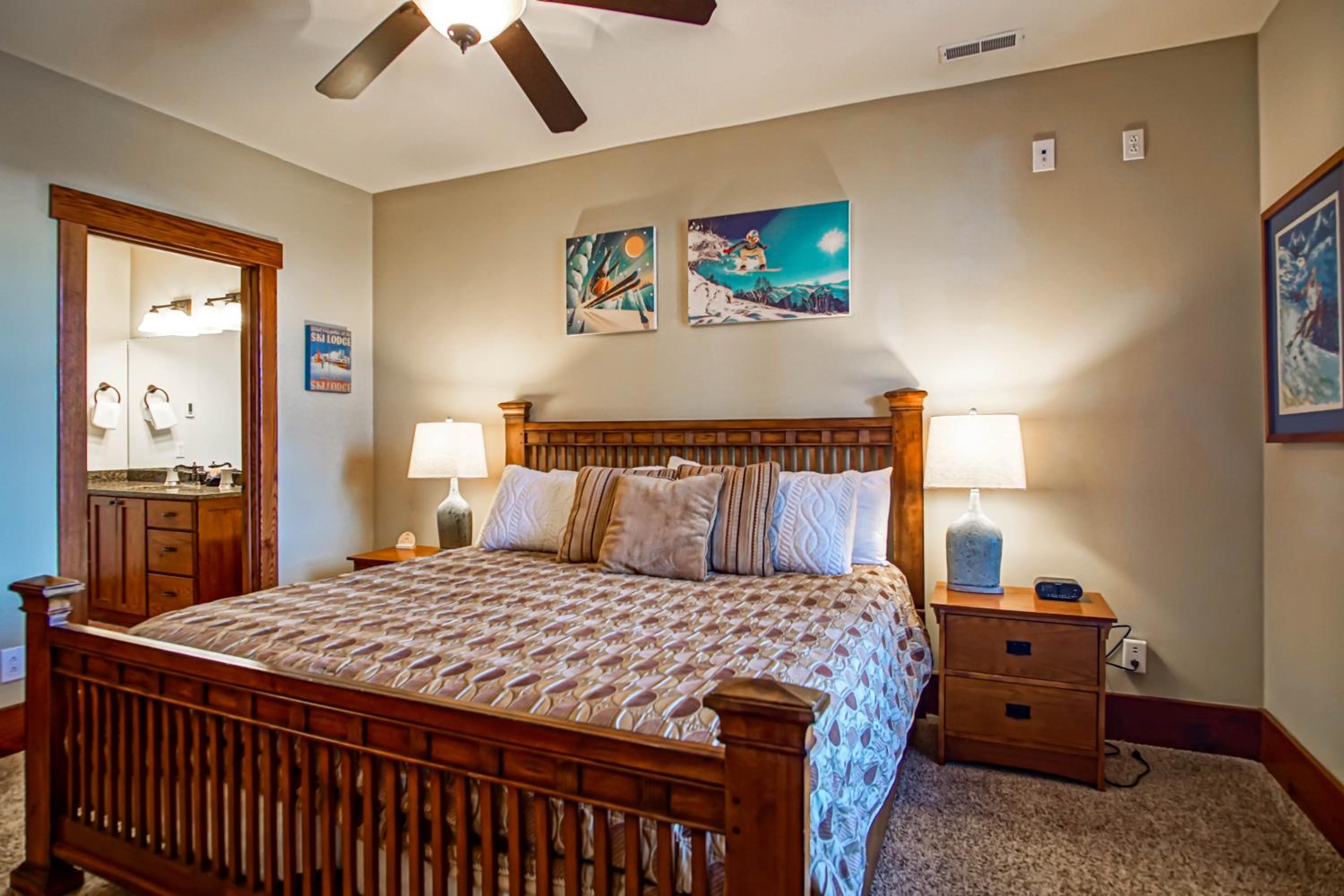 Slope side 8 BR at Sanctuary Majestic Mountain Top Estate 4800 square feet of quality sleeps 16