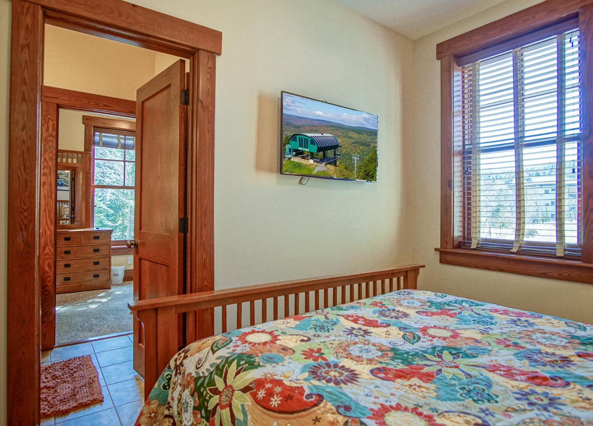 Slope side 8 BR at Sanctuary Majestic Mountain Top Estate 4800 square feet of quality sleeps 16
